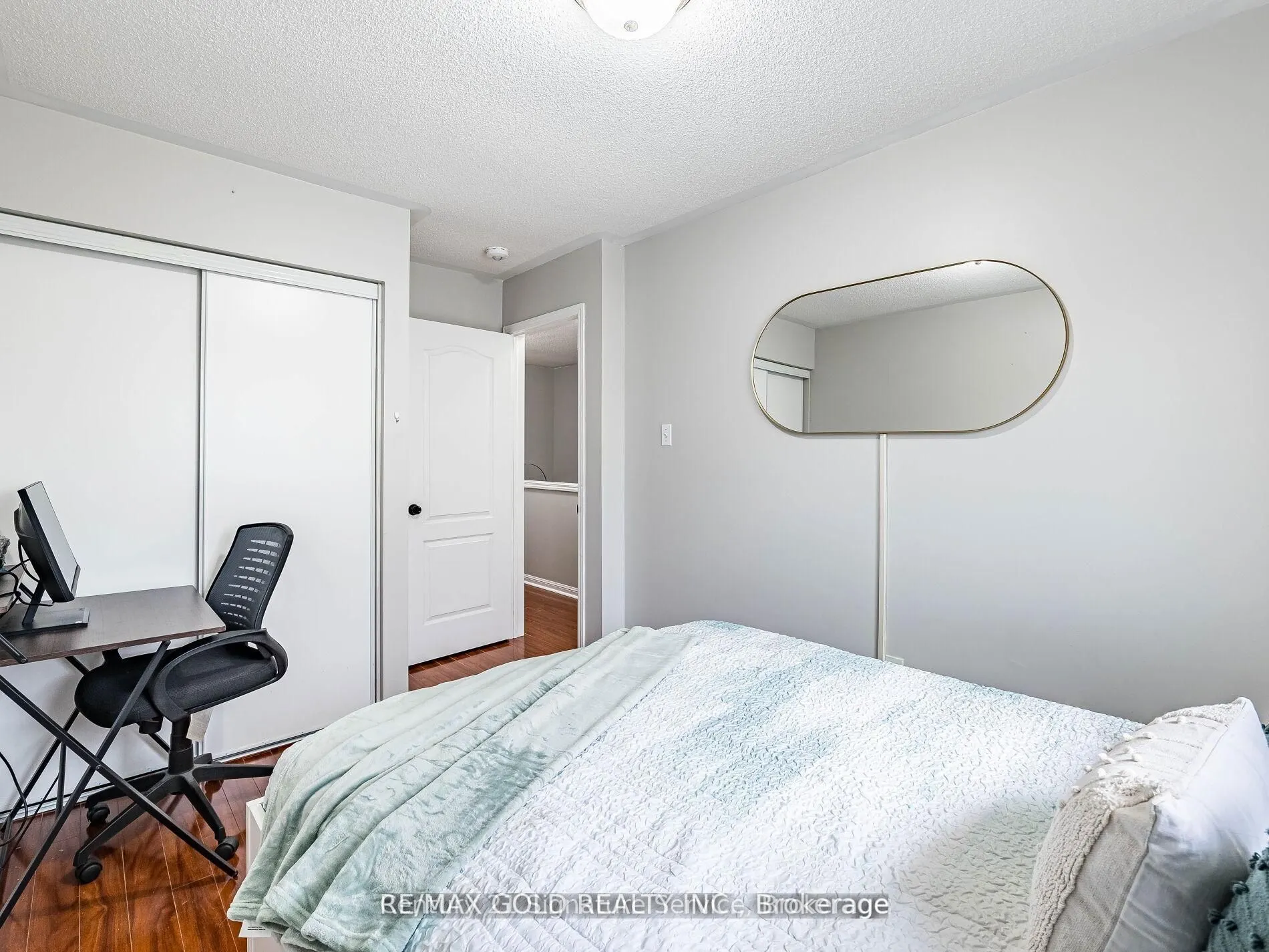 7 Dunlop Court, #Upper