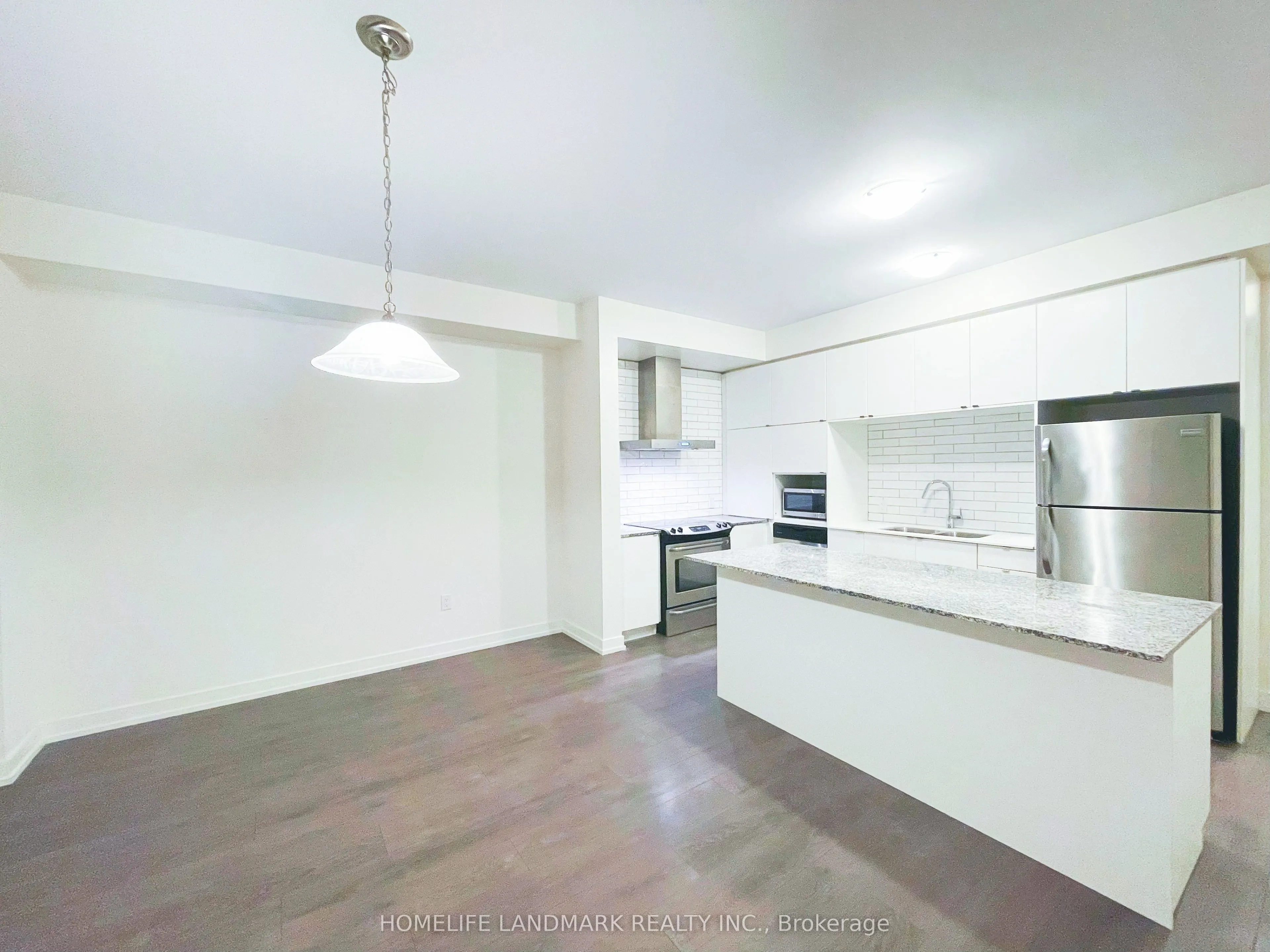 172 Squire Crescent