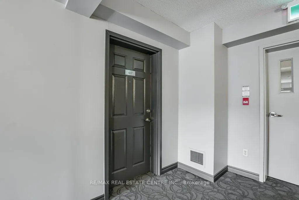 1479 Maple Avenue, #407
