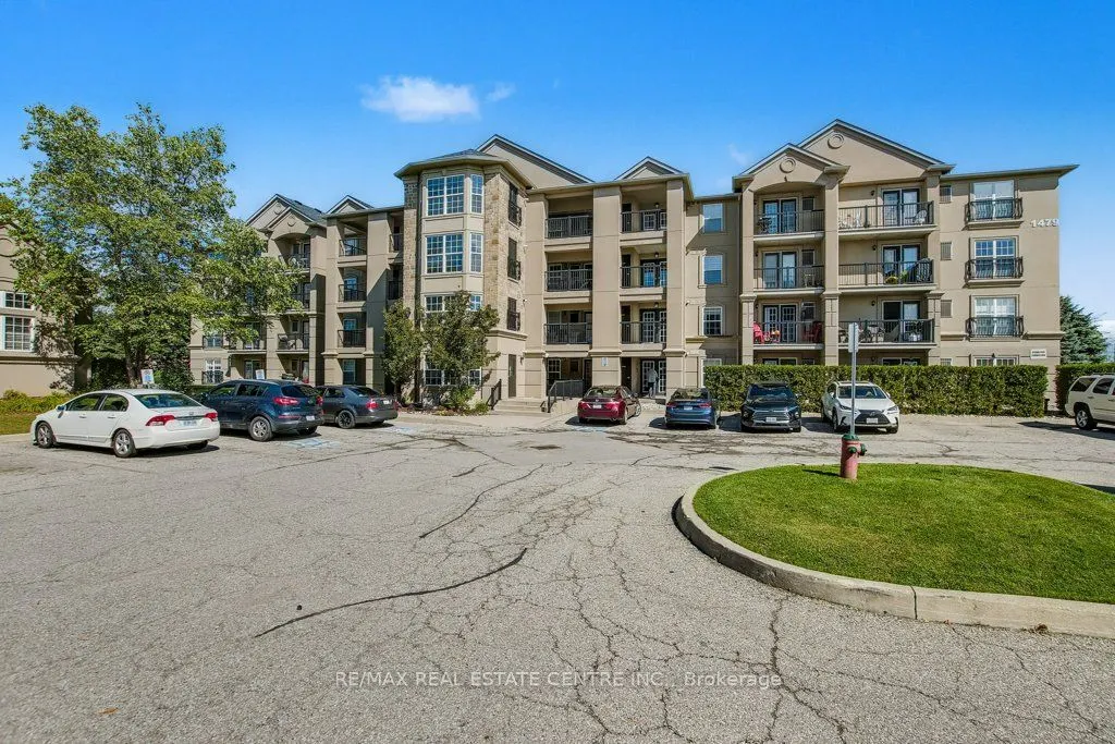 1479 Maple Avenue, #407