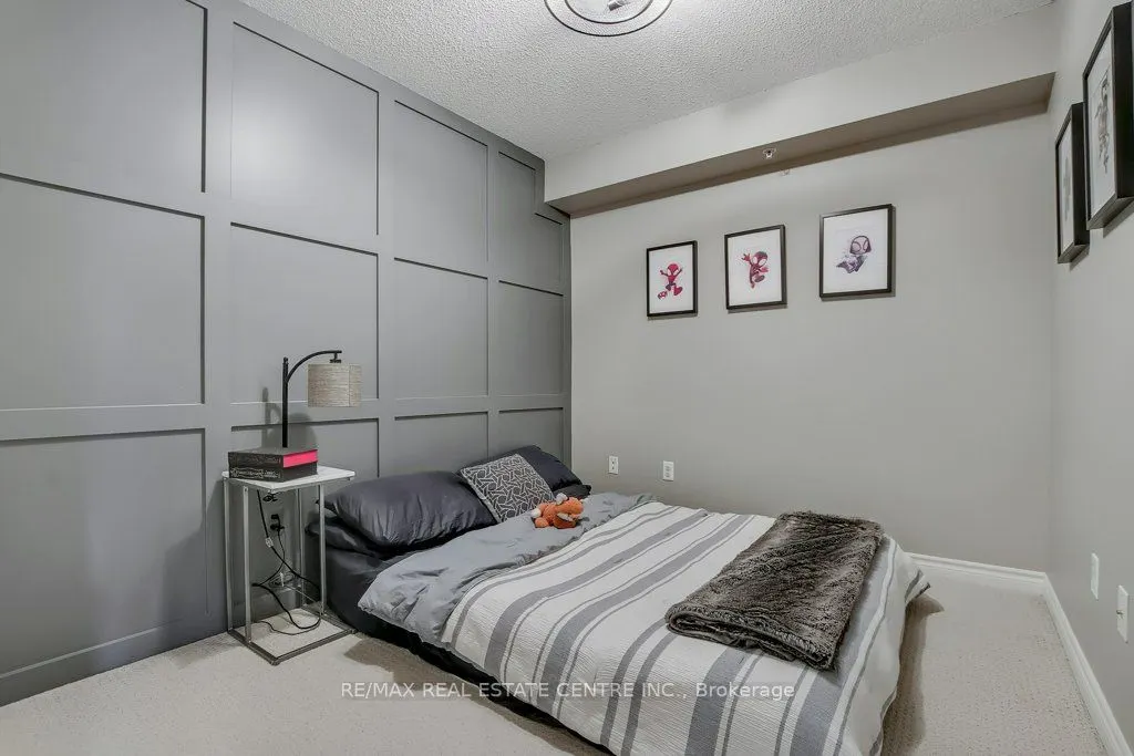 1479 Maple Avenue, #407