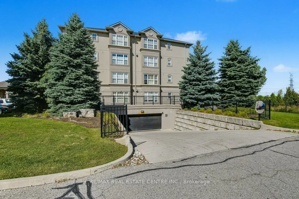 1479 Maple Avenue, #407