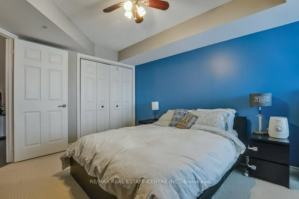 1479 Maple Avenue, #407