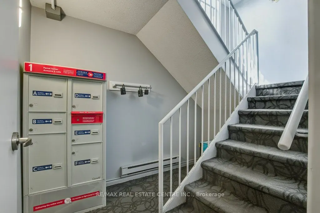 1479 Maple Avenue, #407