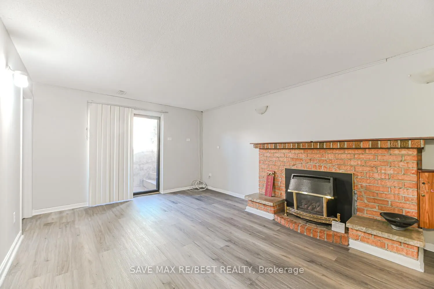 4 Petunias Road