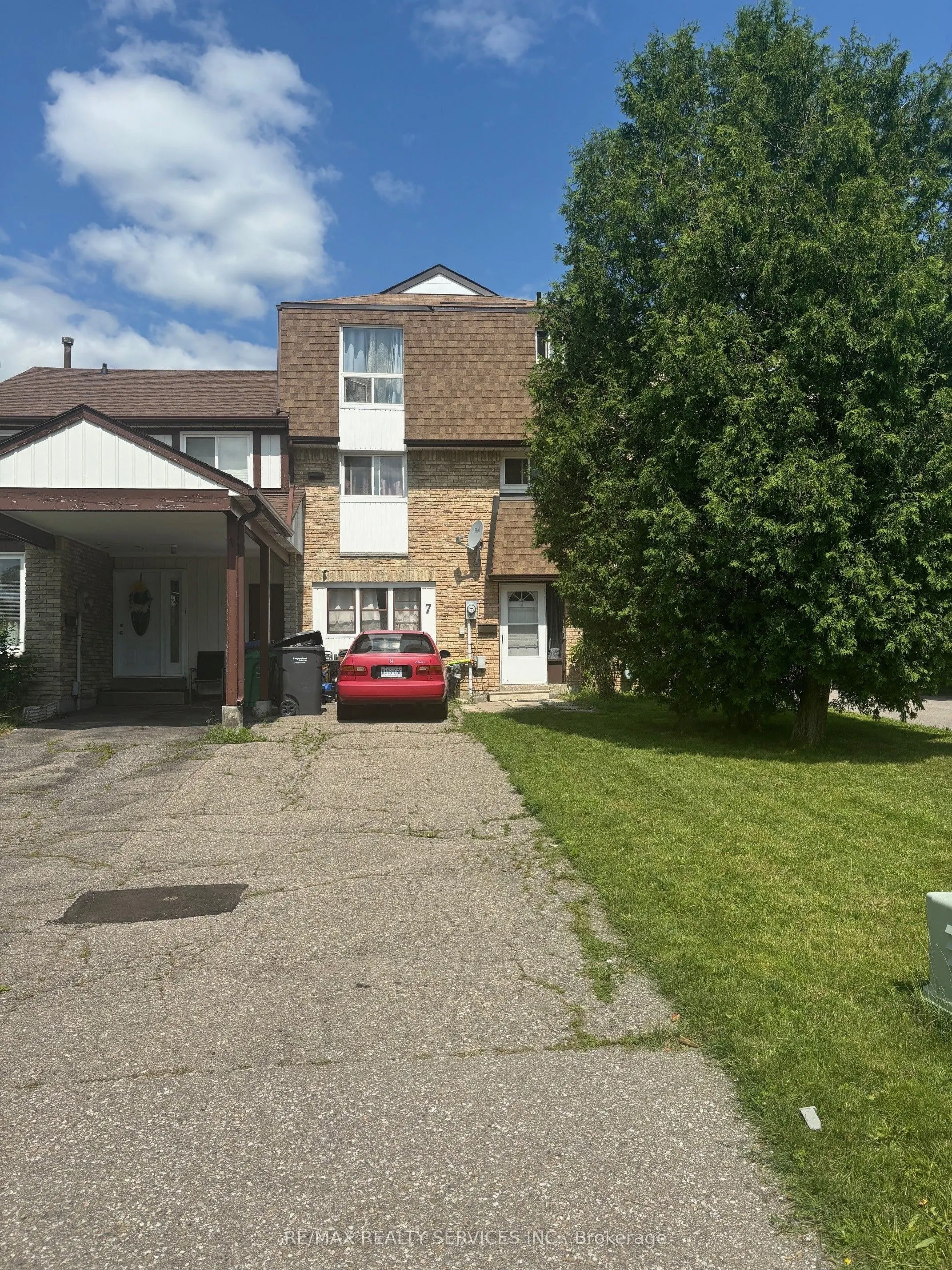 7 Fanshawe Drive