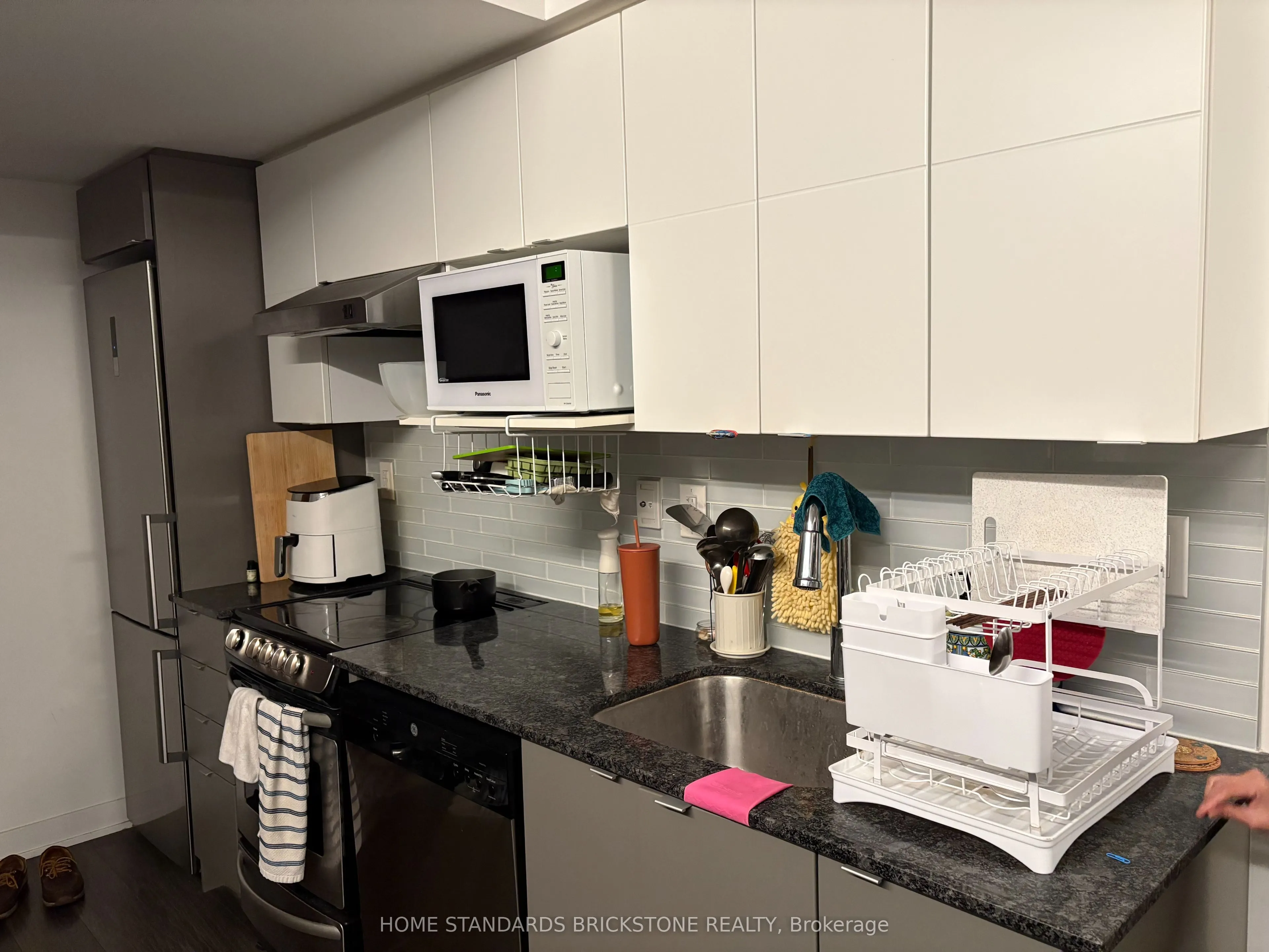 160 Flemington Road, #1001