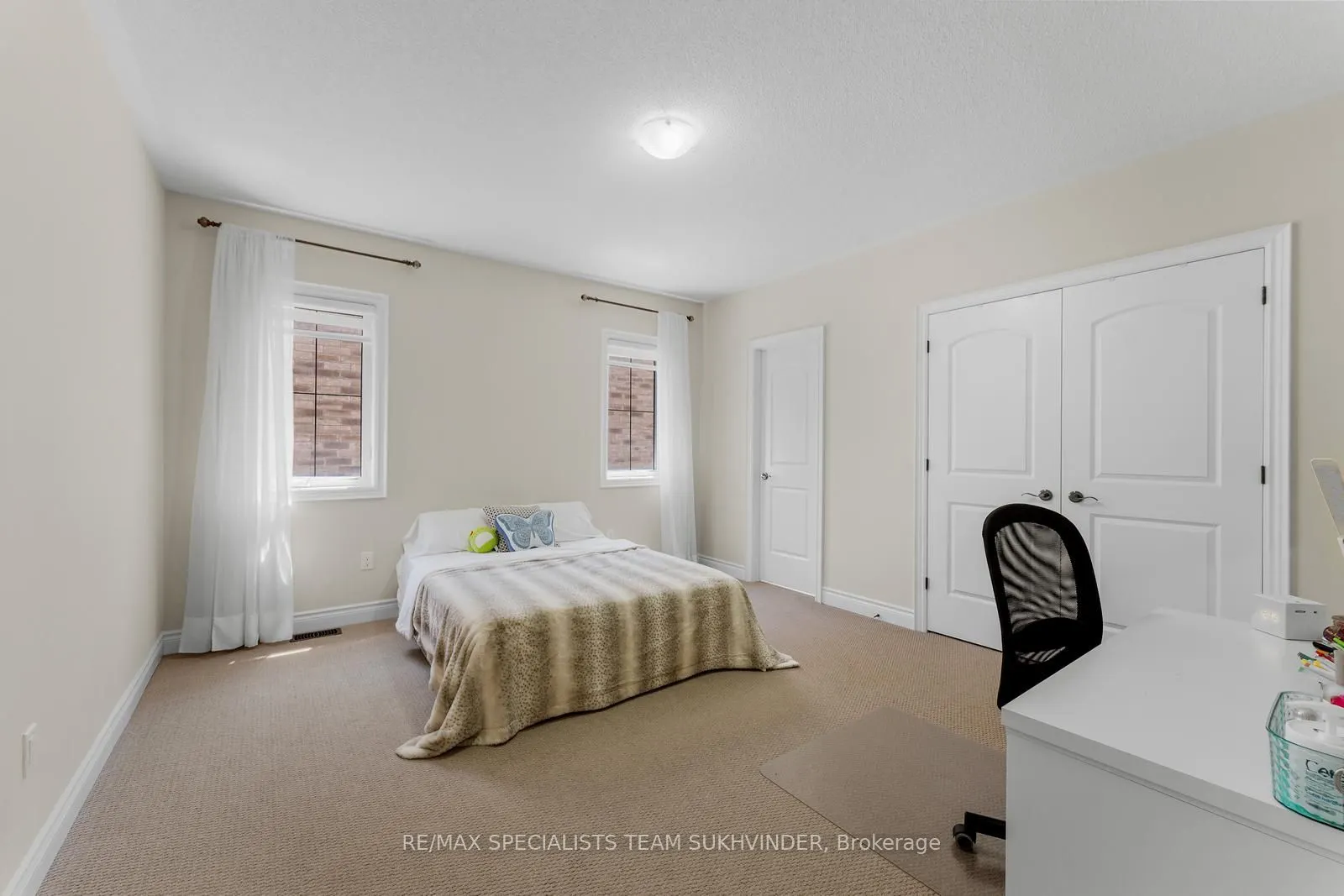 4 Rockton Court