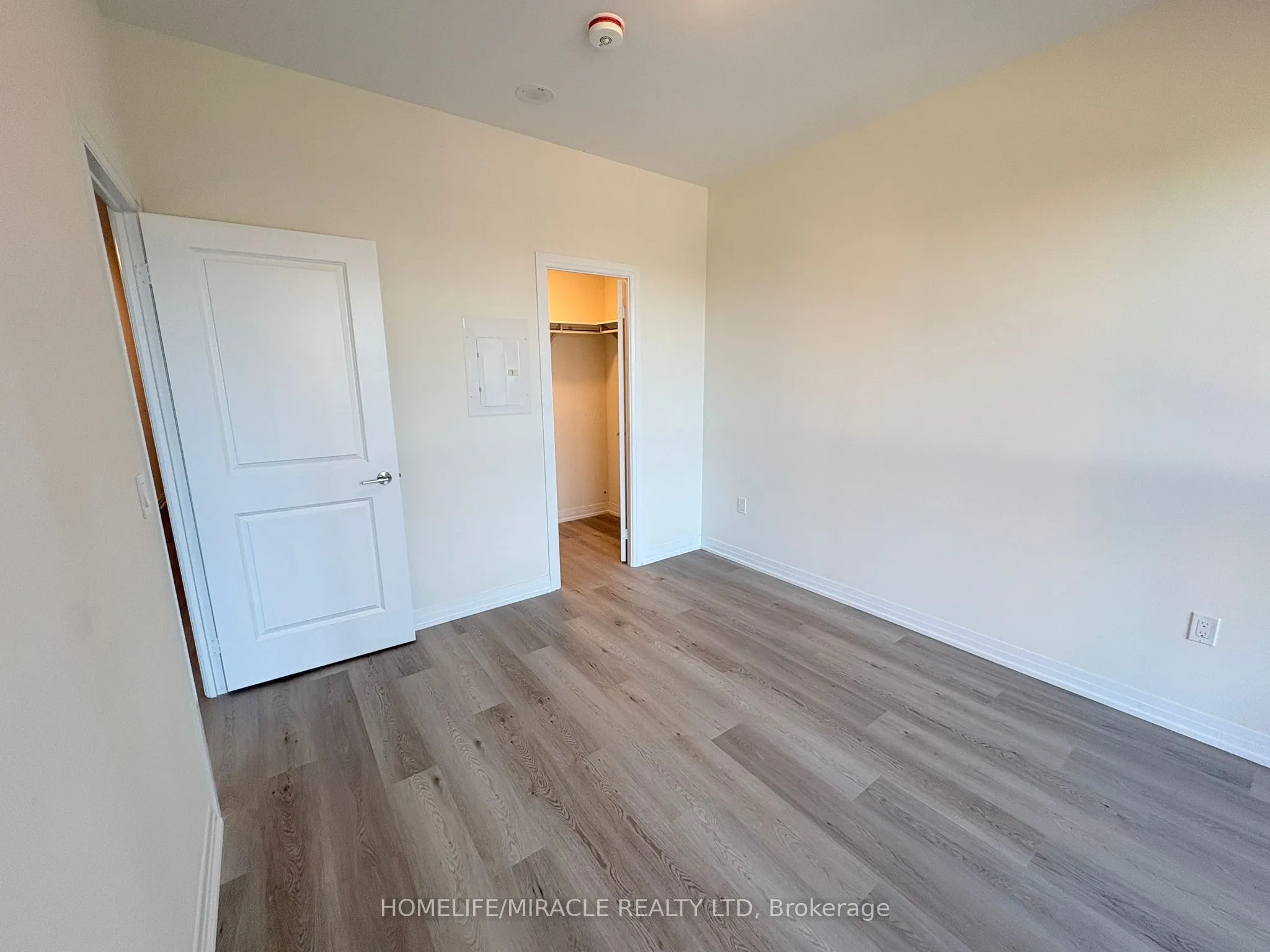 15 watergarden Drive, #417