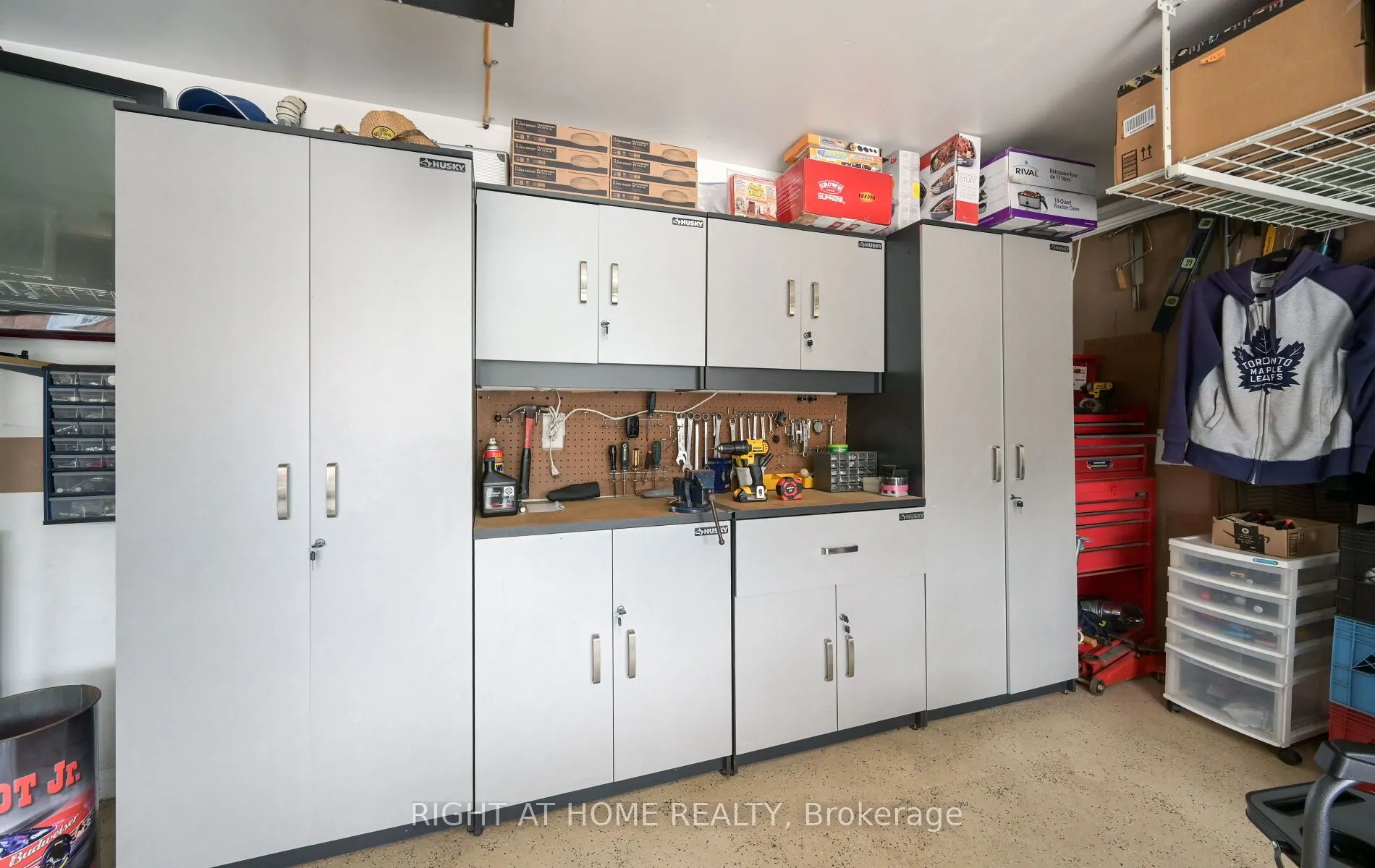 58 Knoll Haven Circle