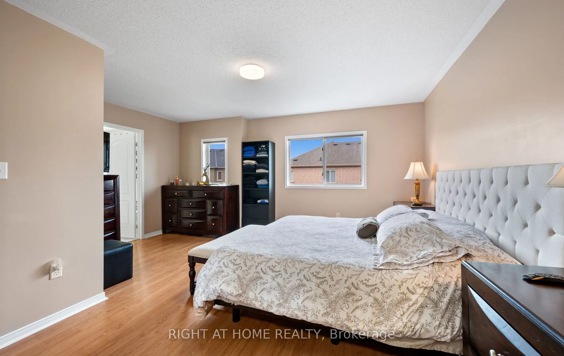 58 Knoll Haven Circle