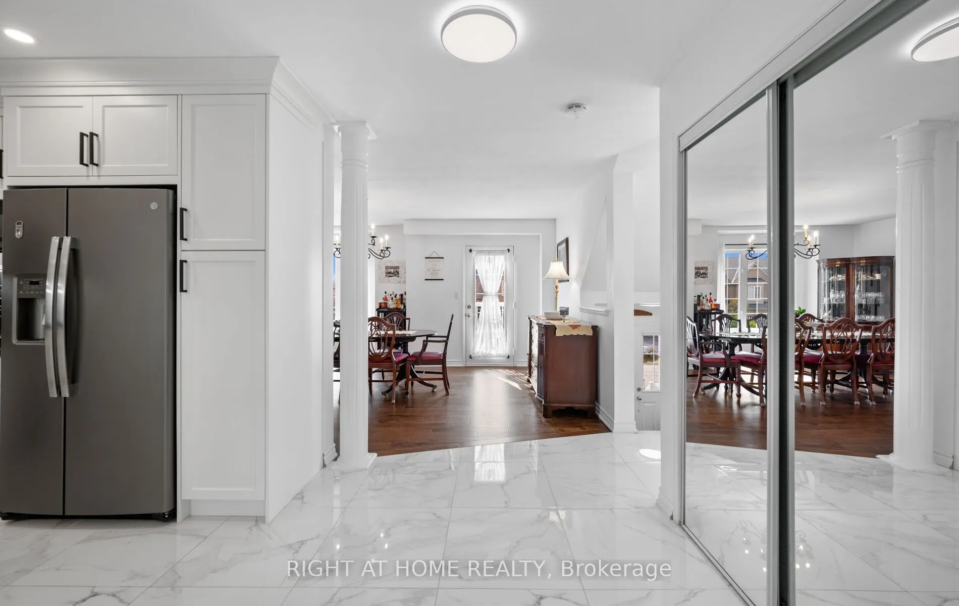 58 Knoll Haven Circle