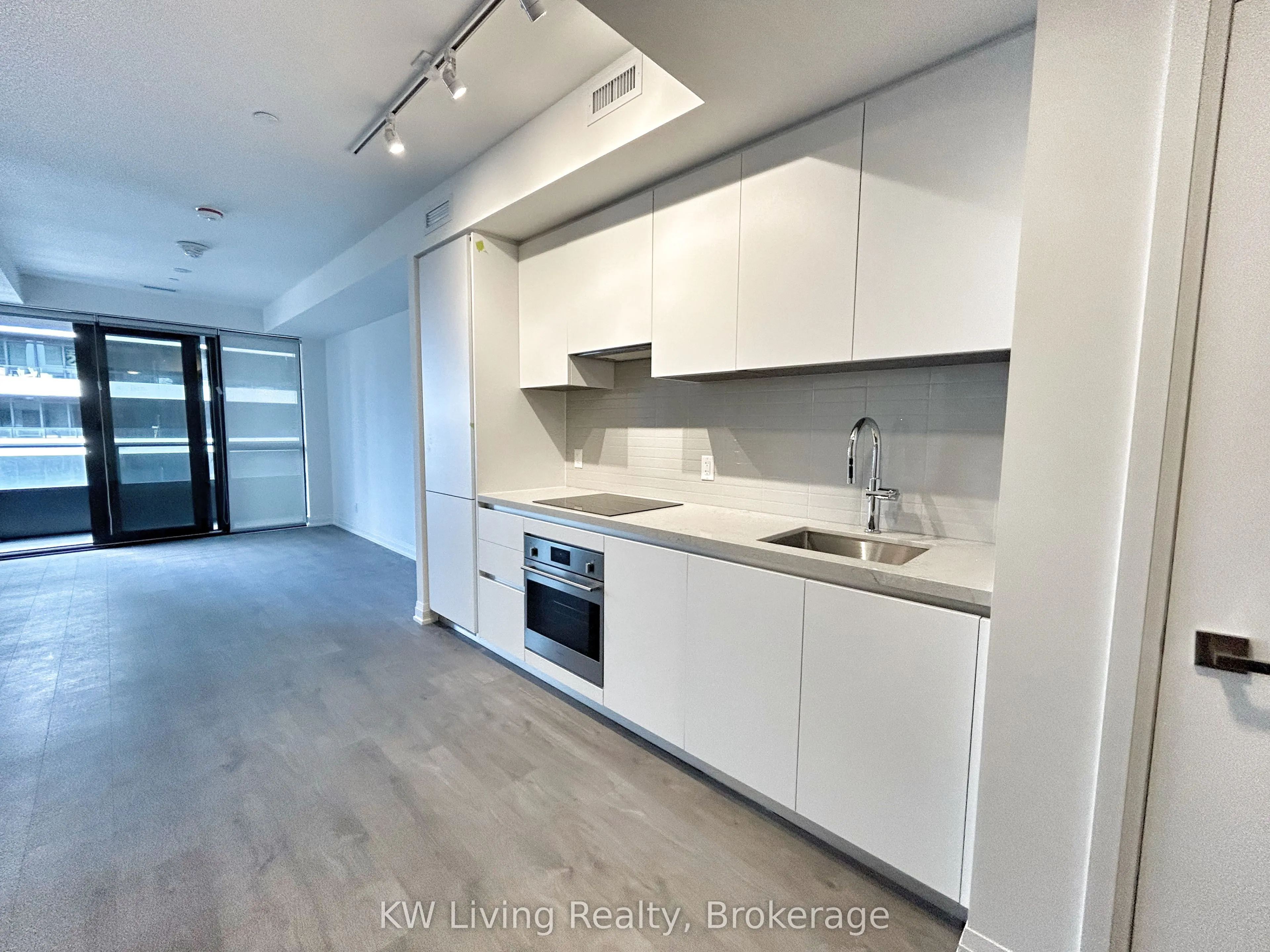 4015 The Exchange, #1808