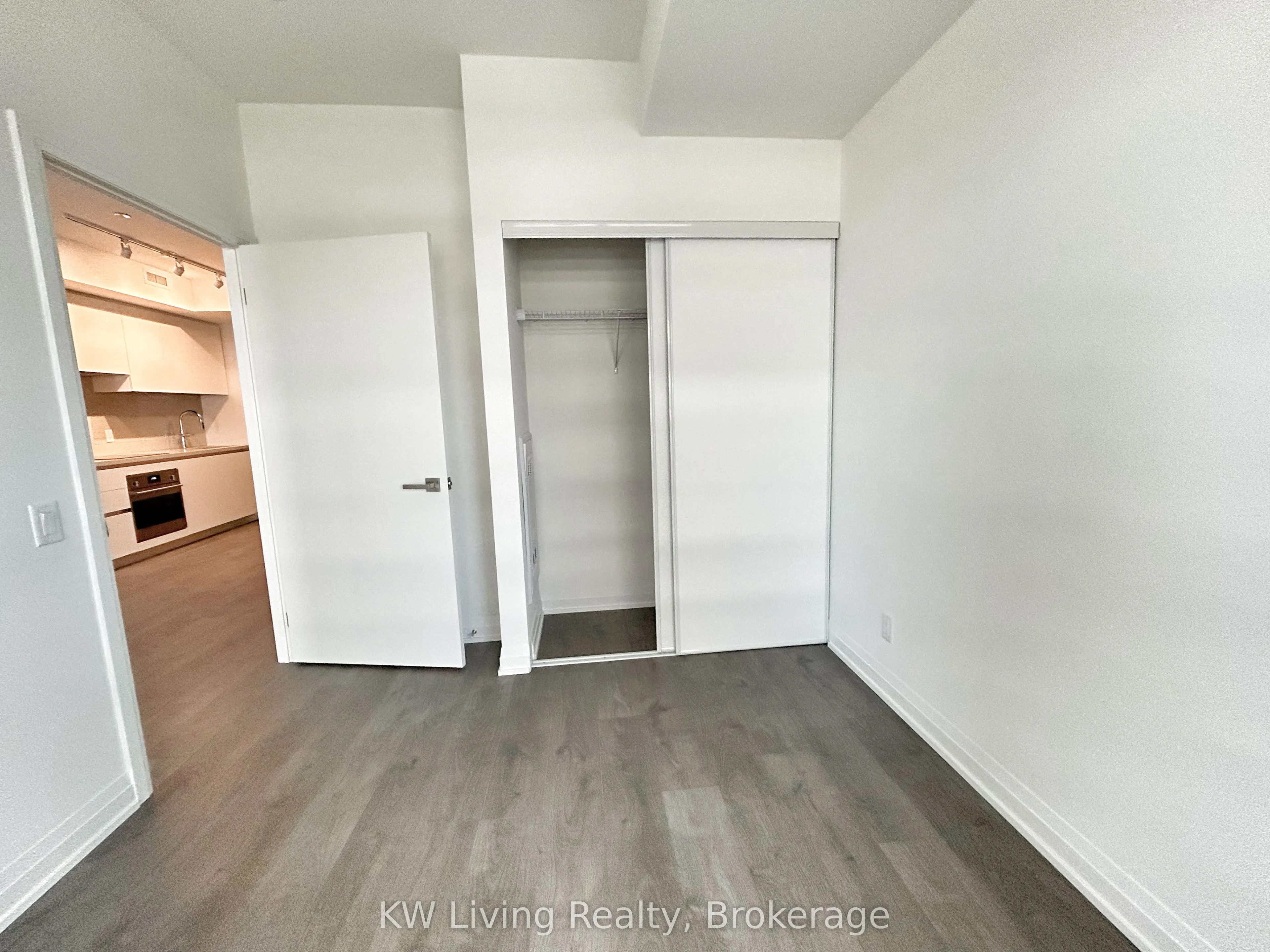 4015 The Exchange, #1808