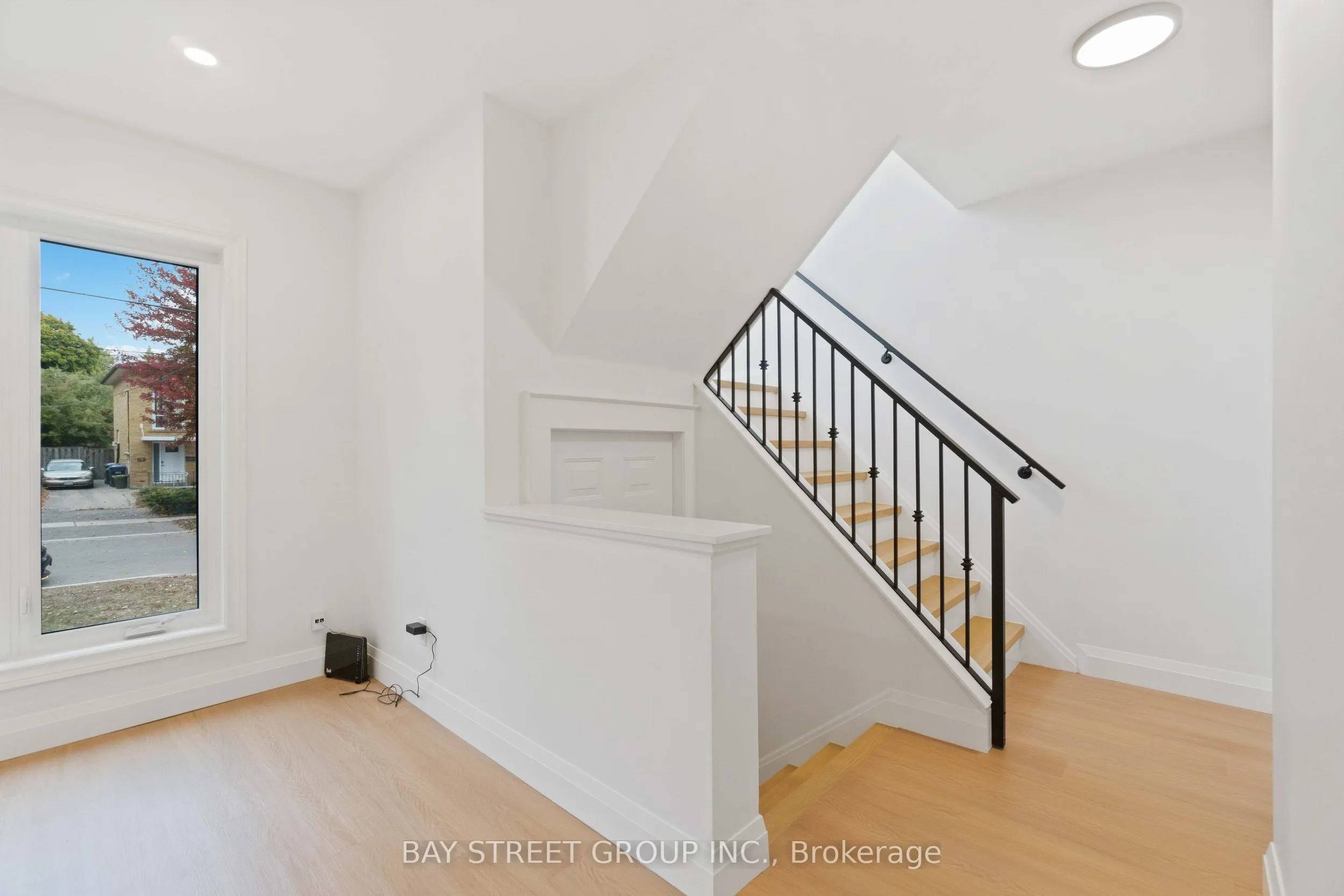 1372 Freeport Drive