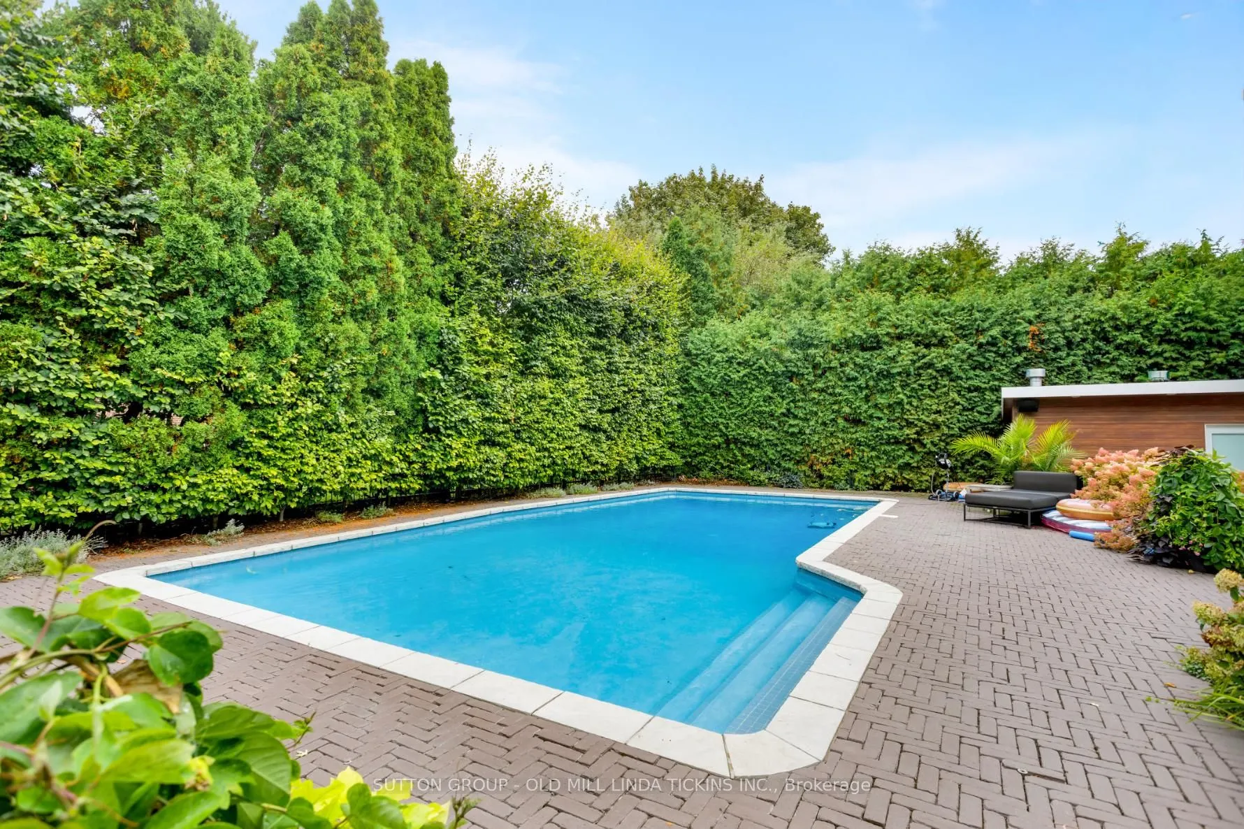 36 Edenvale Crescent
