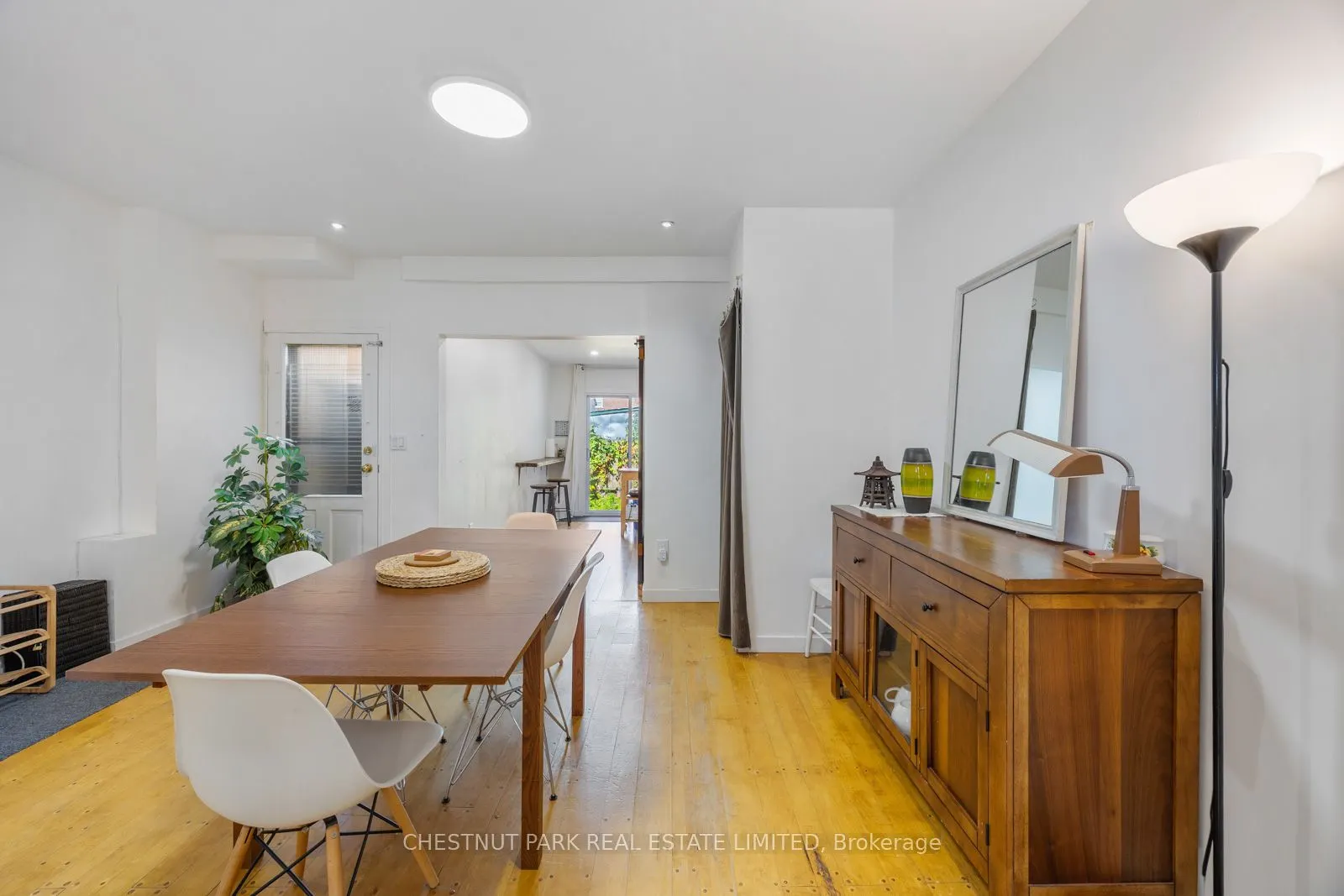62 Garnet Avenue