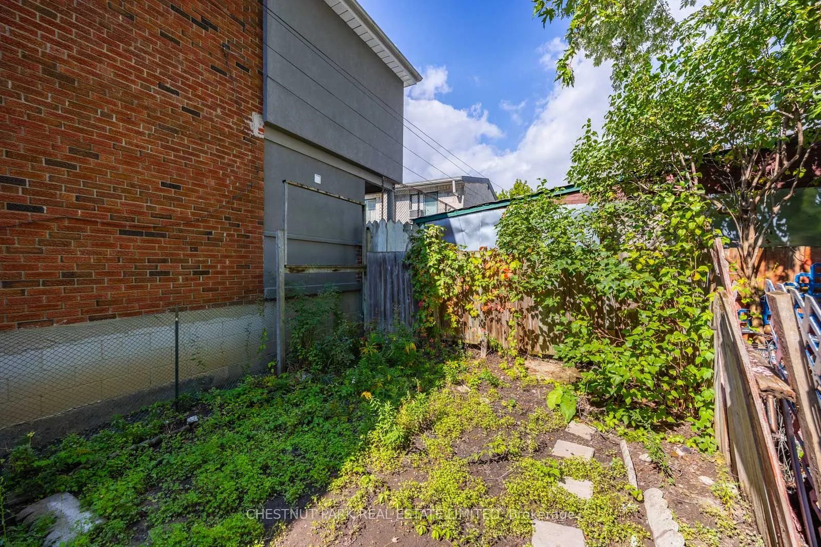 62 Garnet Avenue