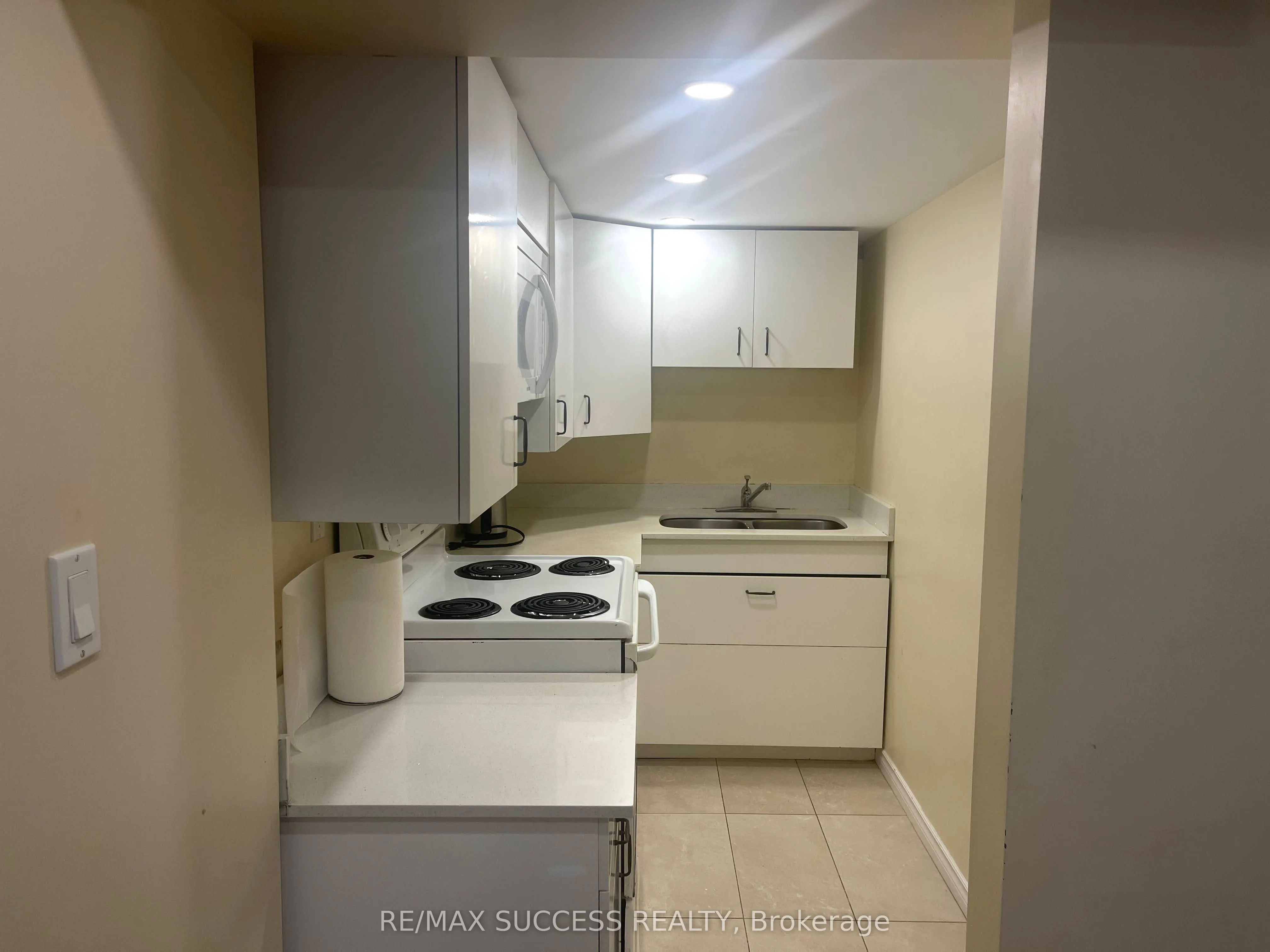 3962 Burdette, Terrace, #Basement