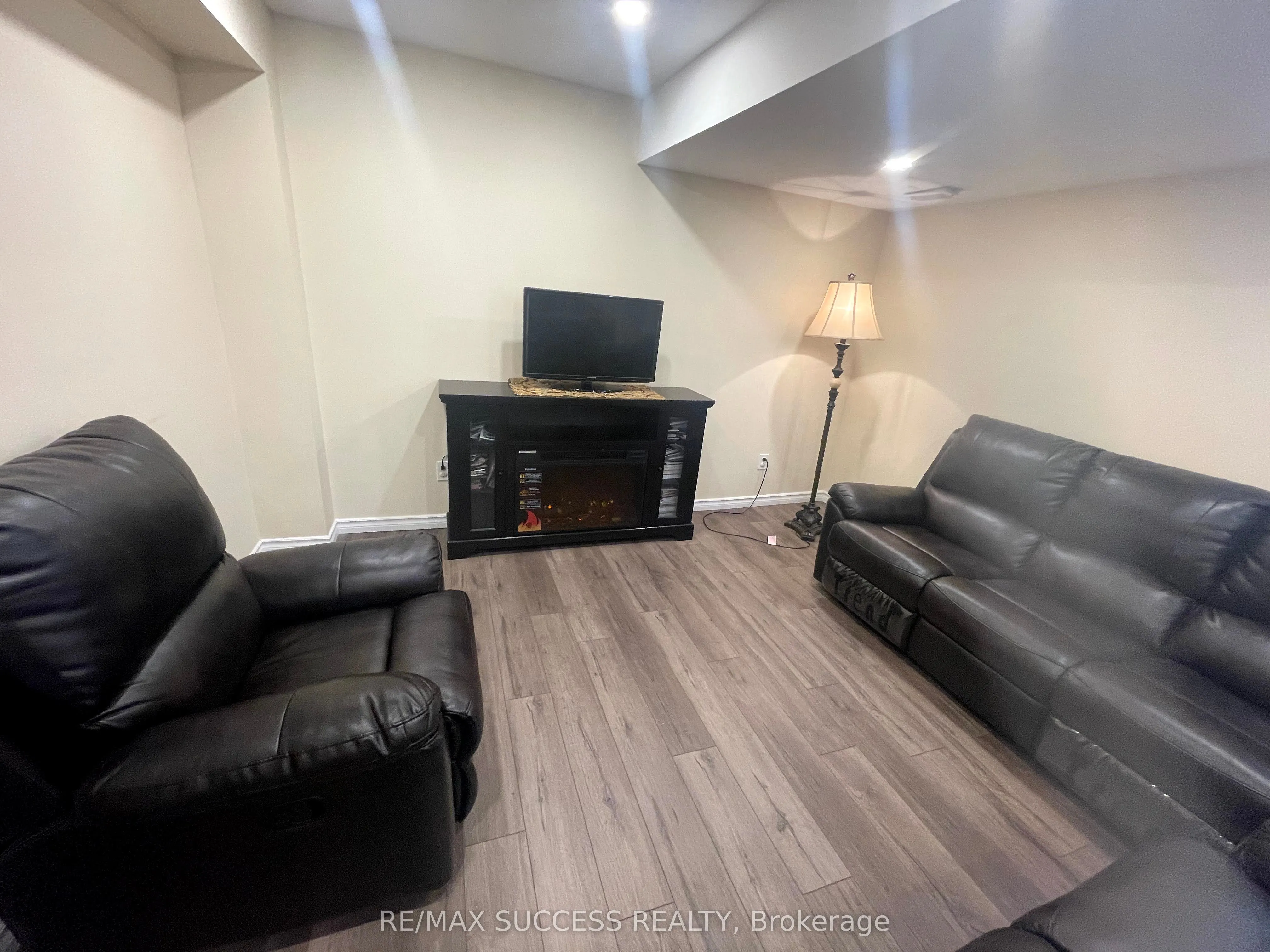 3962 Burdette, Terrace, #Basement