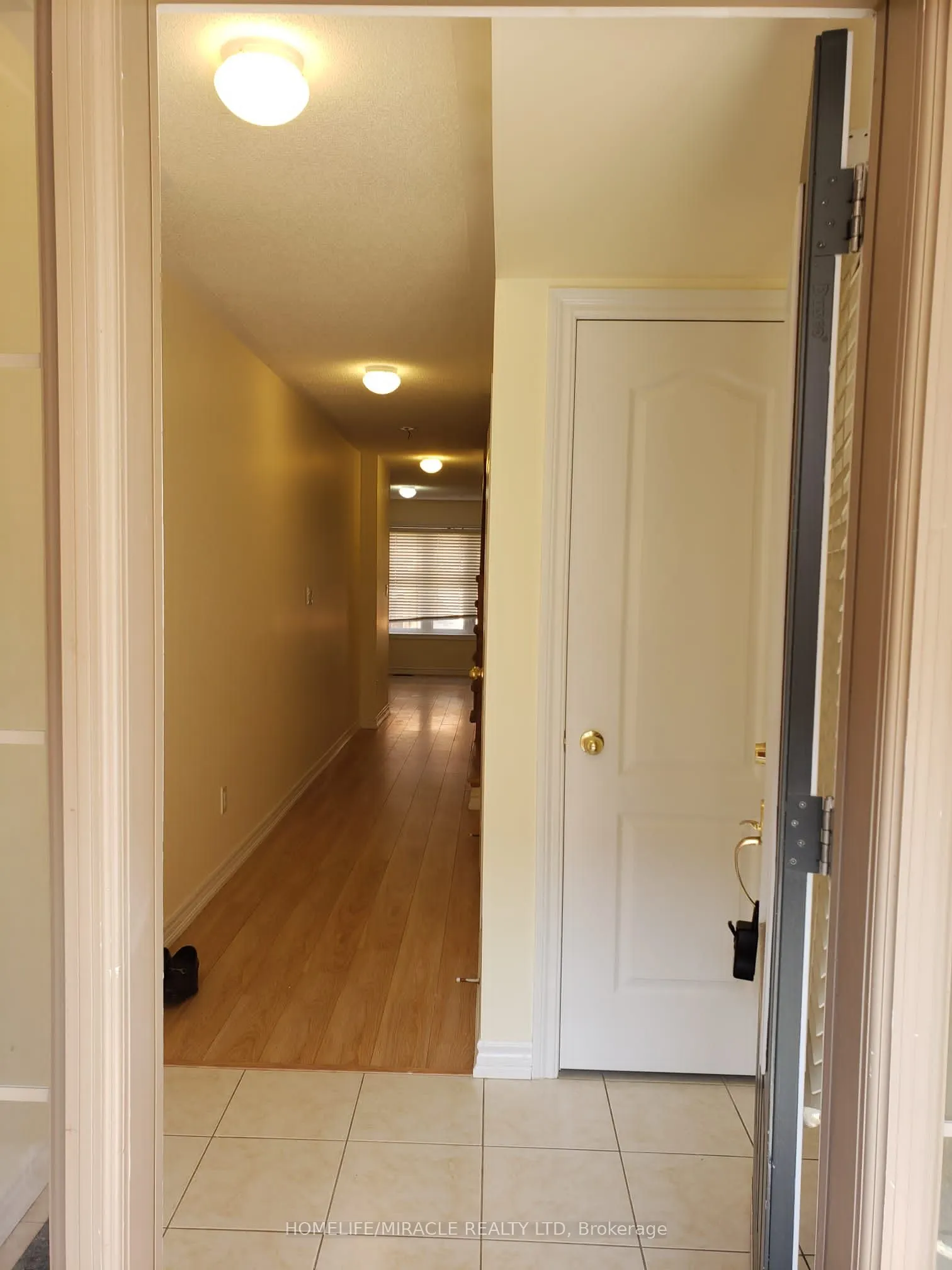 11 Shiff Crescent