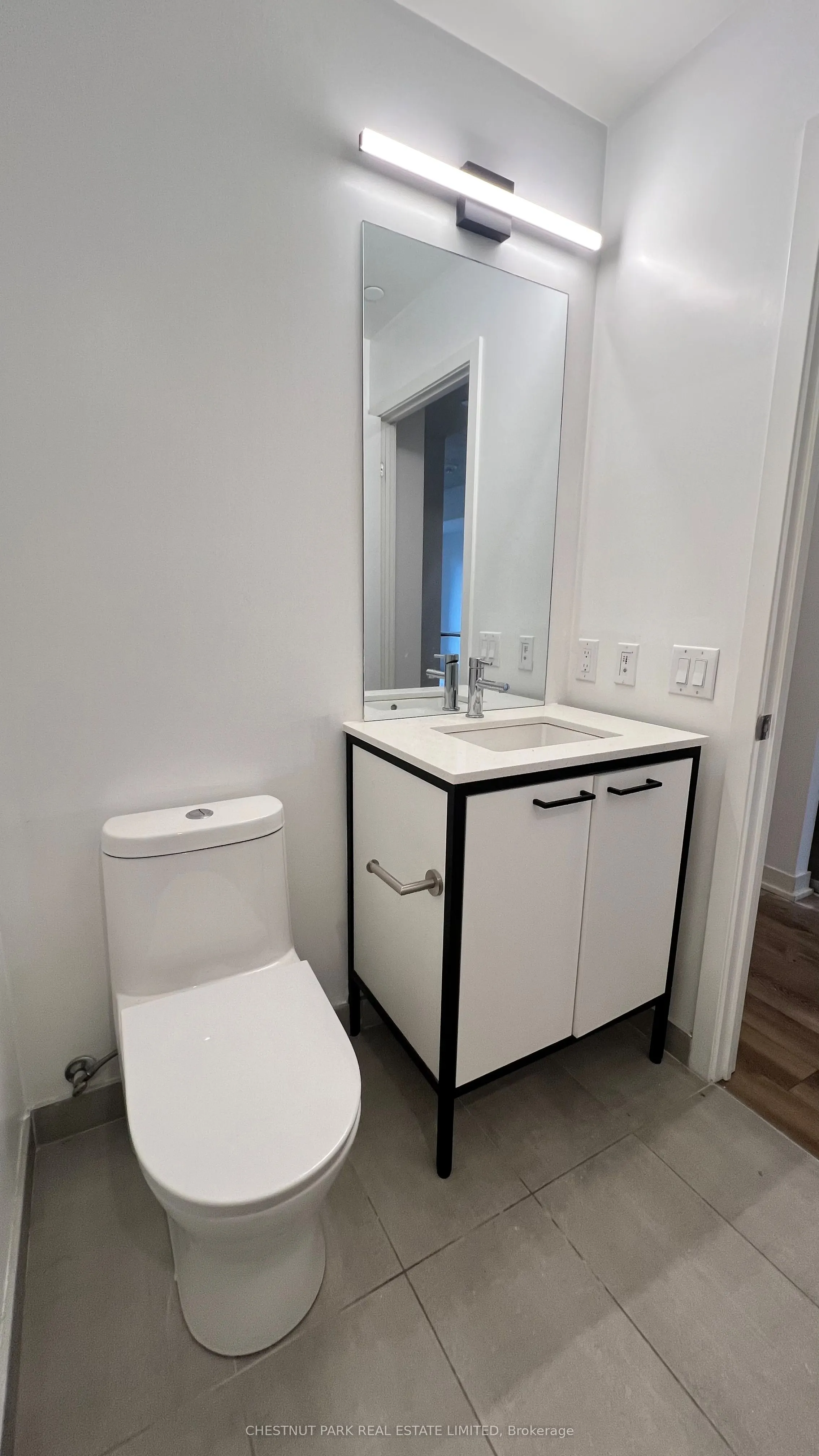 1808 St Clair Avenue W, #505