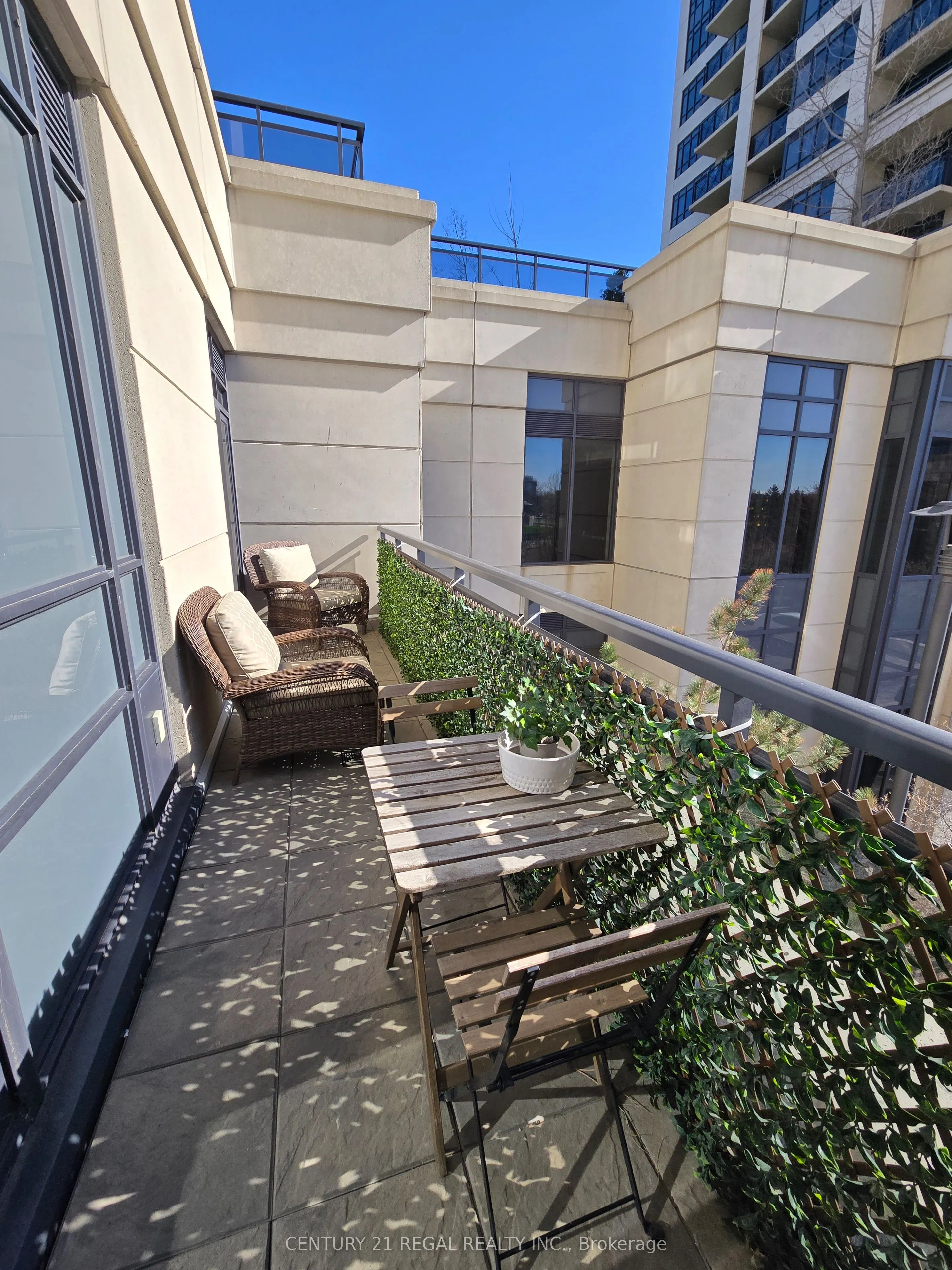 2 Eva Road, #229