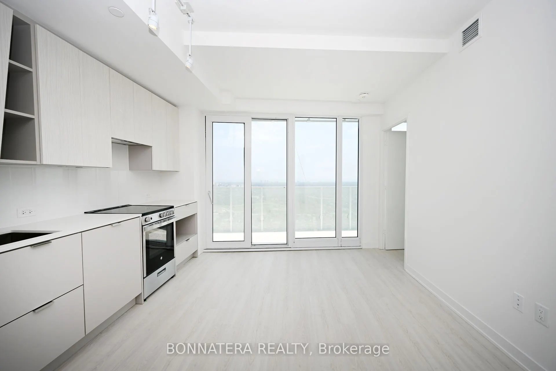 3883 Quartz Road, #2808