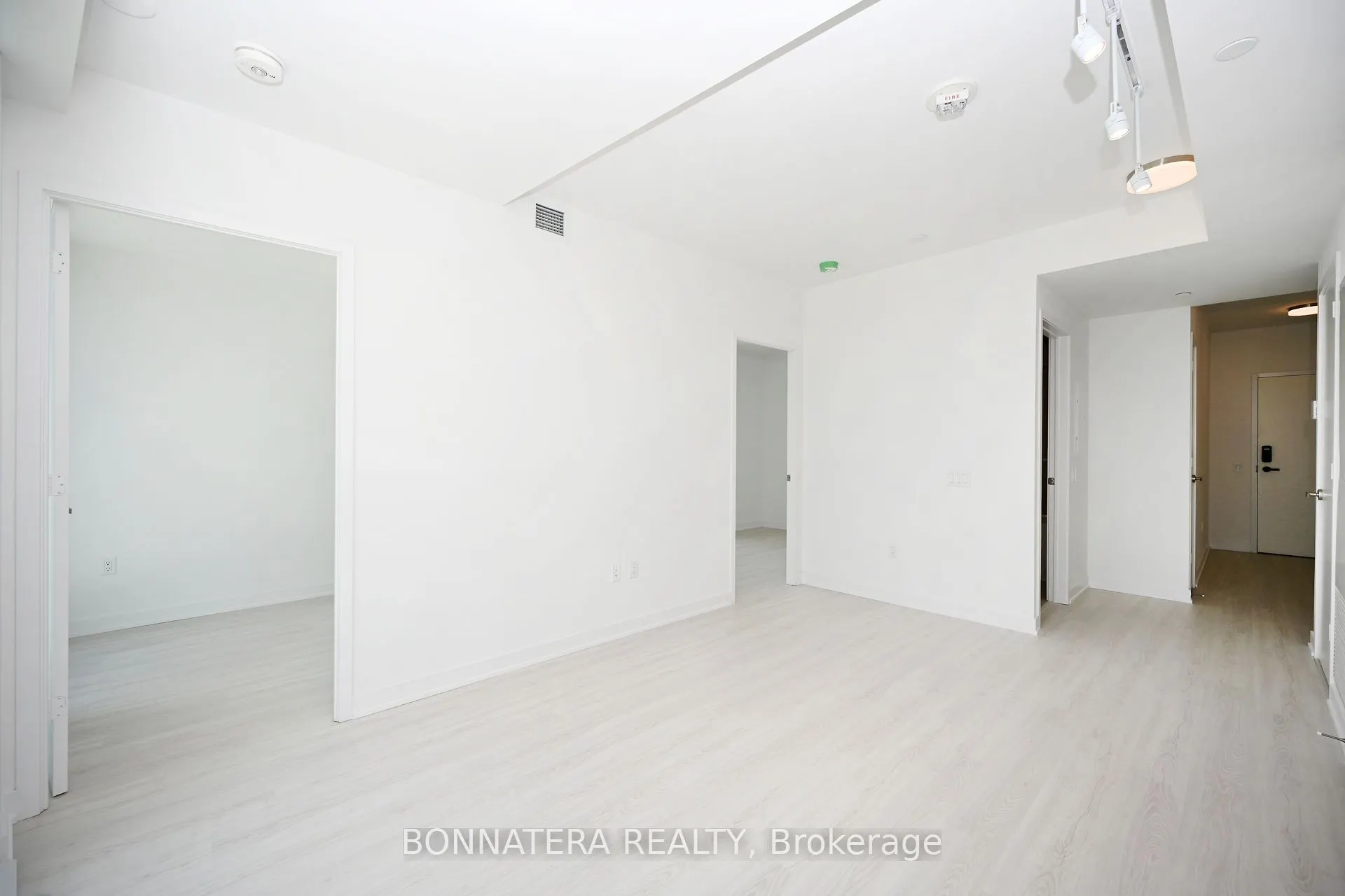3883 Quartz Road, #2808
