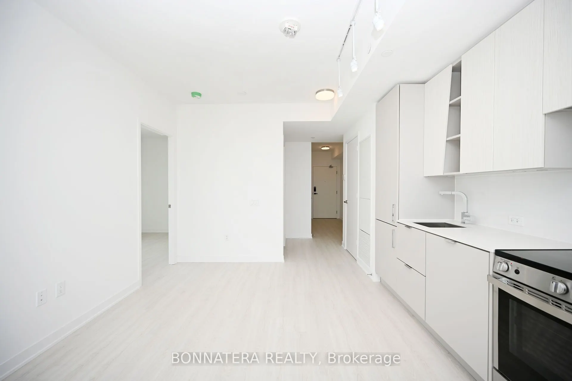 3883 Quartz Road, #2808