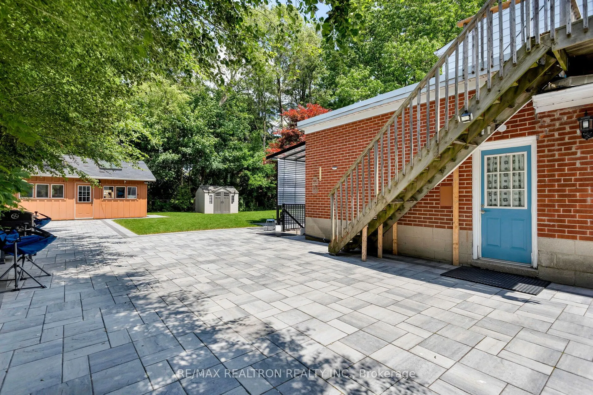 2143 Russett Road