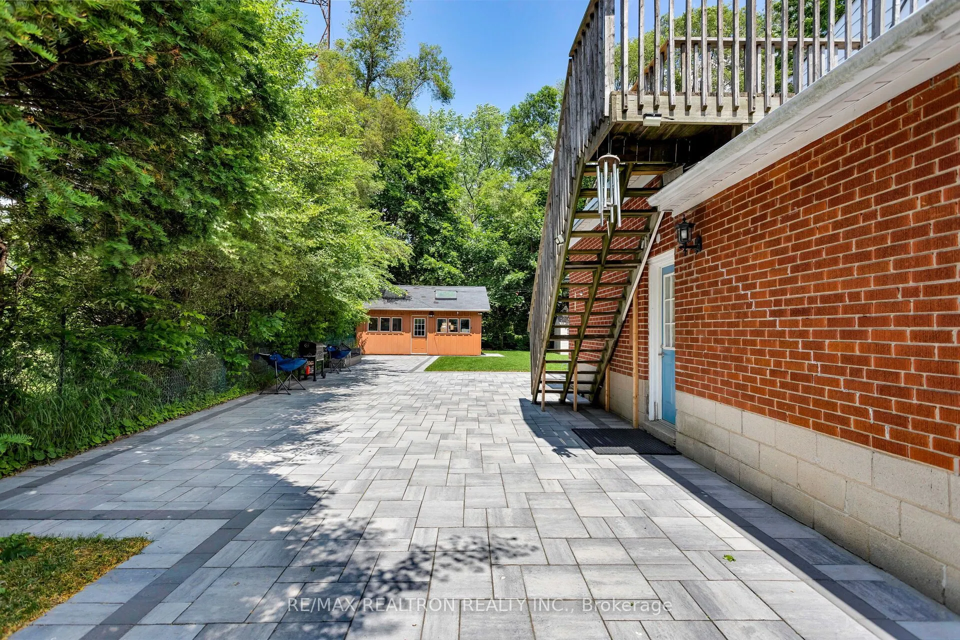 2143 Russett Road