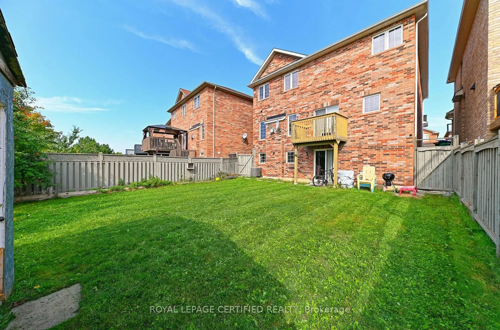 28 Abbotsbury Drive