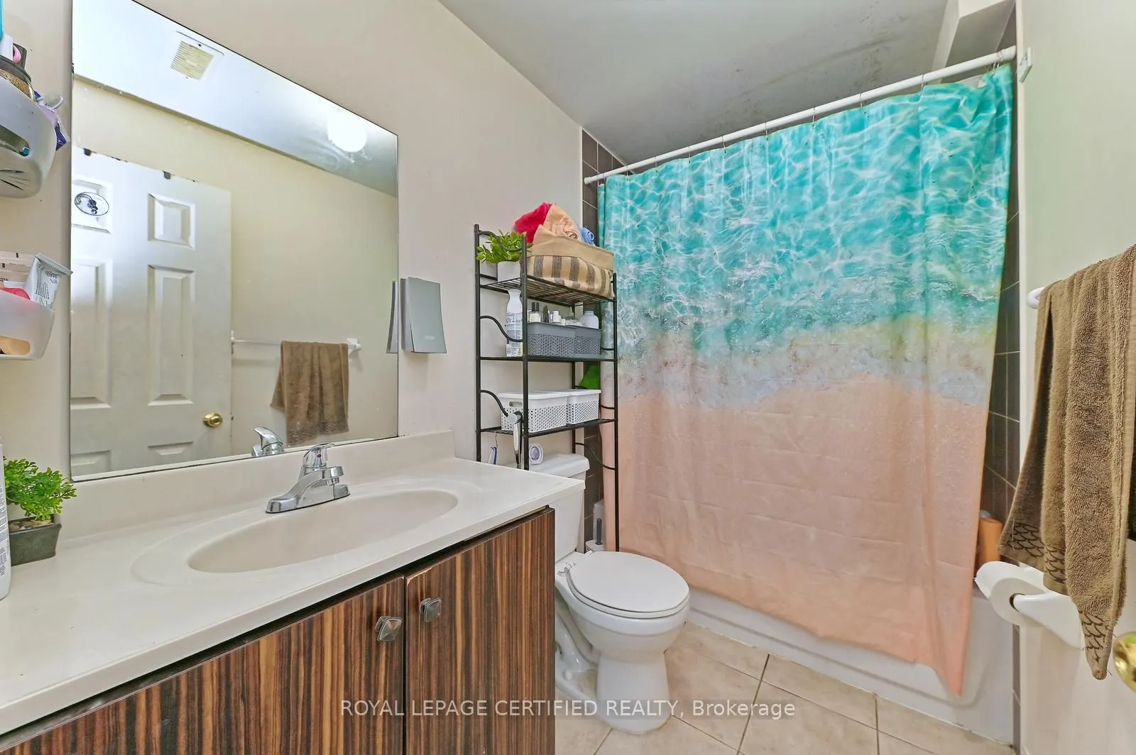 28 Abbotsbury Drive