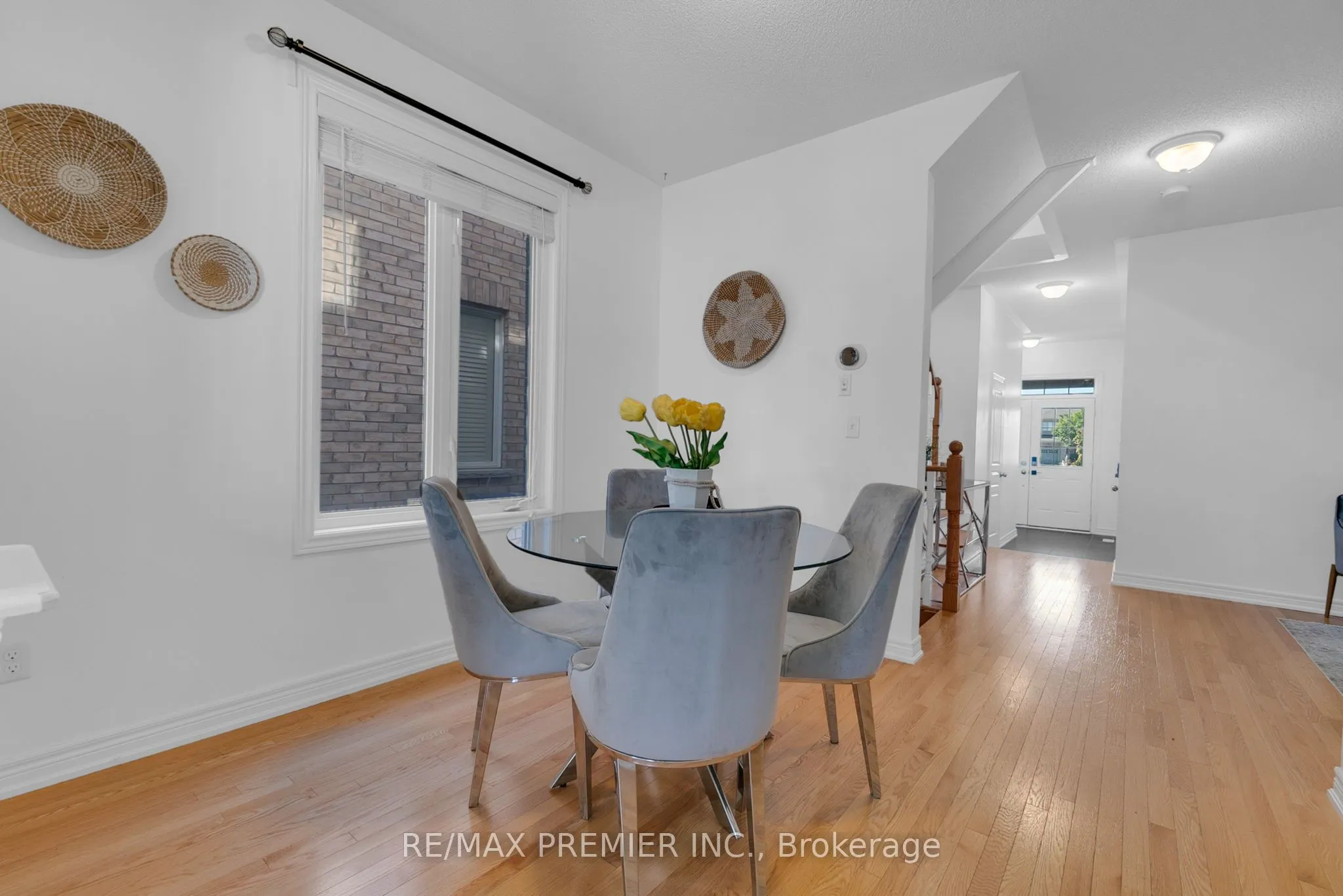 47 Aspermont Crescent