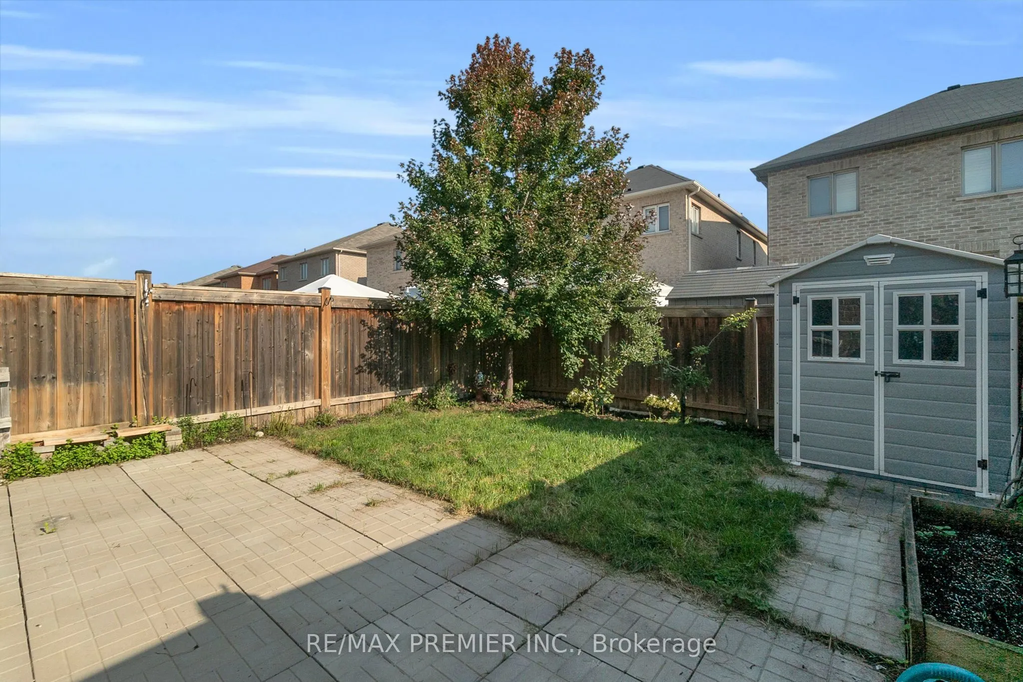 47 Aspermont Crescent