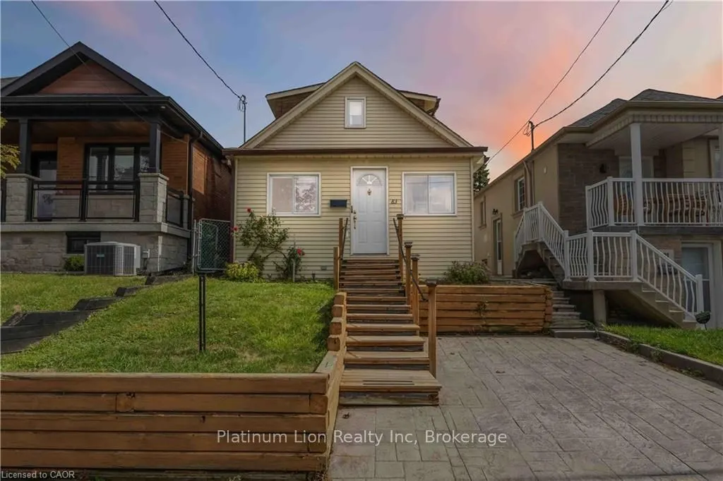 83 Kane Avenue