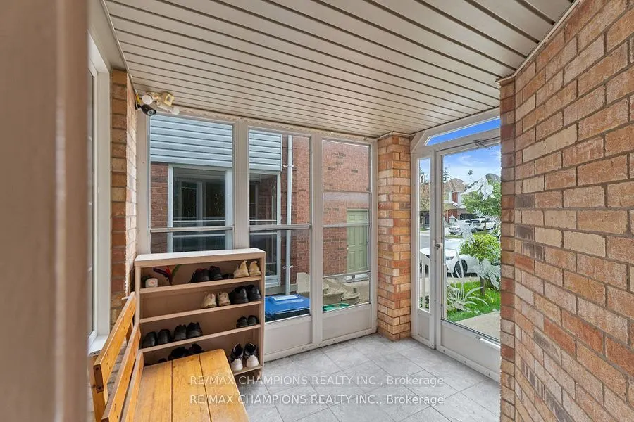 30 Larkspur Road