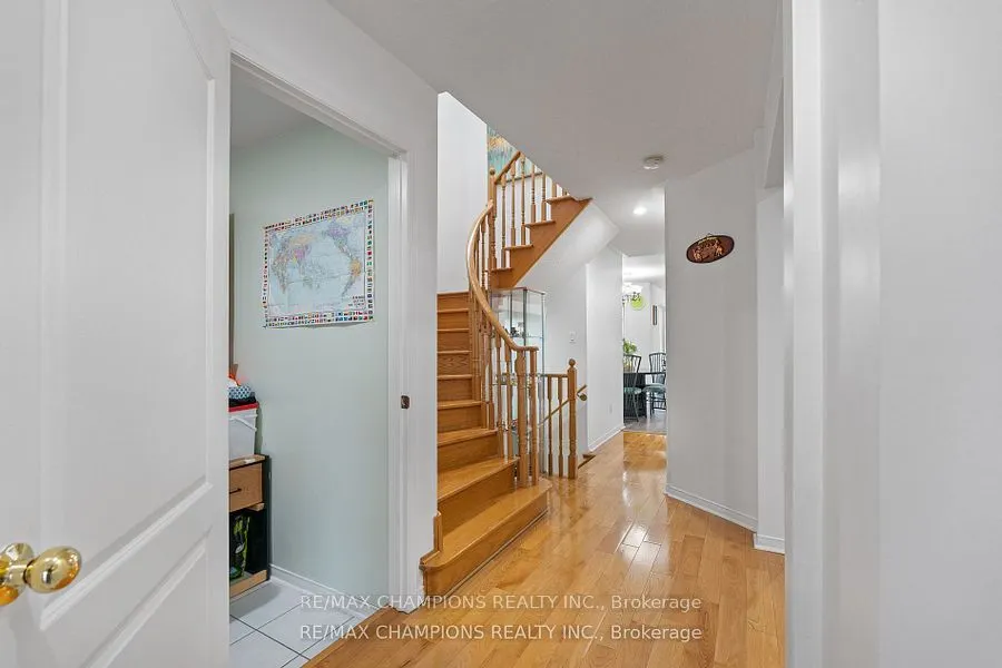 30 Larkspur Road