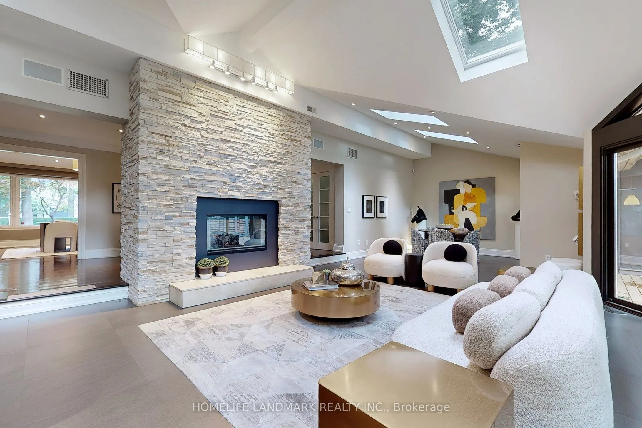 1558 Spring Road