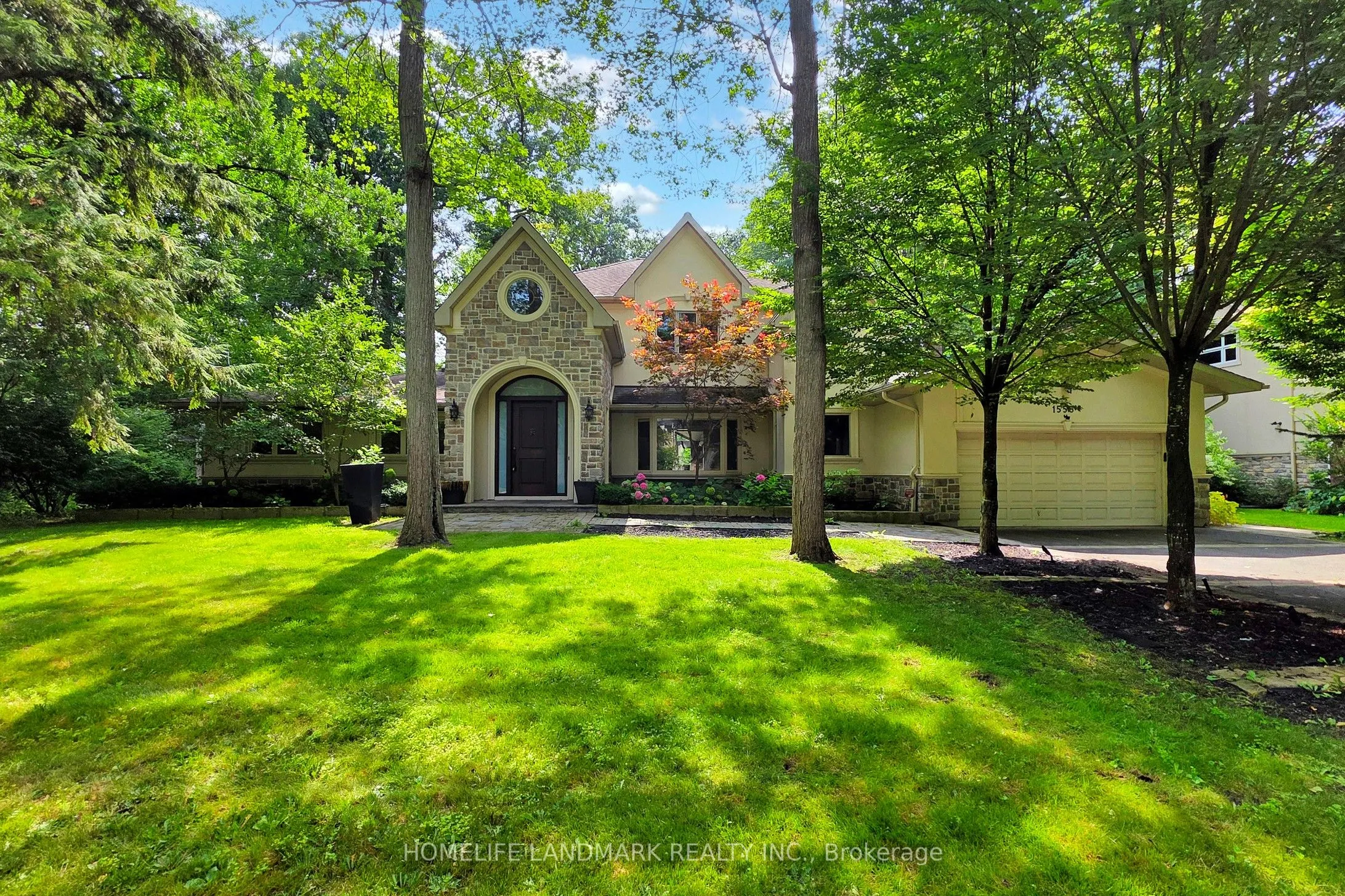 1558 Spring Road