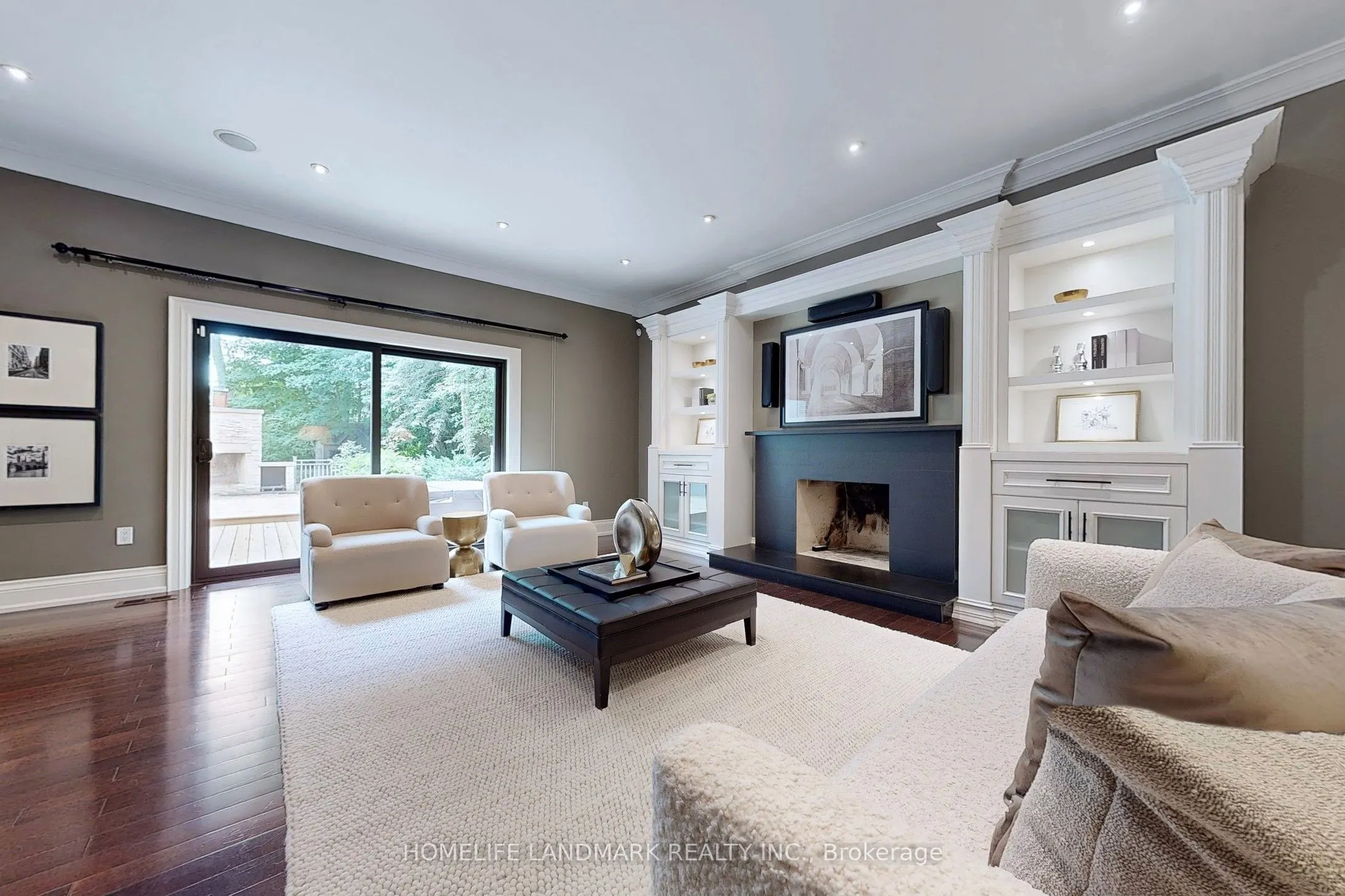 1558 Spring Road
