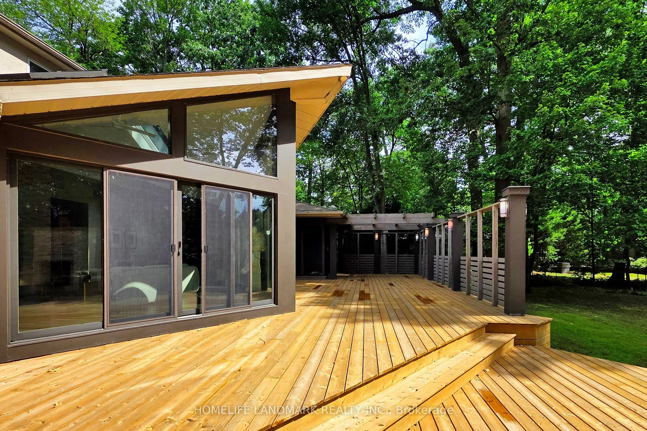 1558 Spring Road