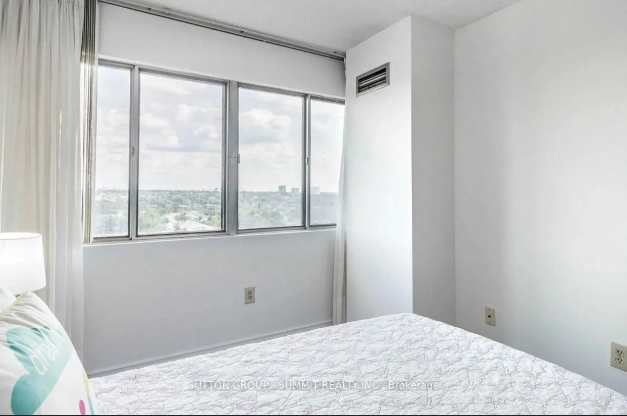 1580 MISSISSAUGA VALLEY Boulevard, #1010