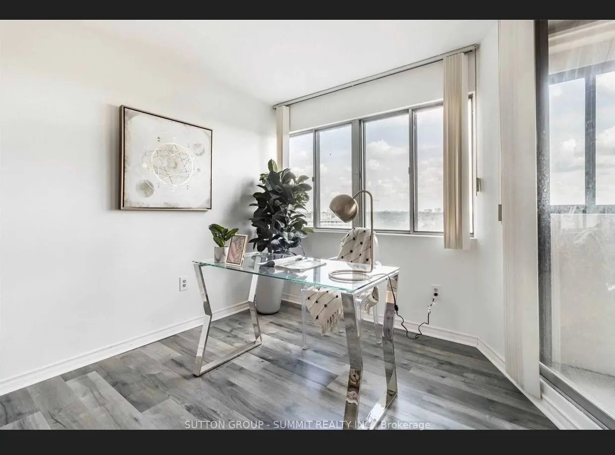 1580 MISSISSAUGA VALLEY Boulevard, #1010