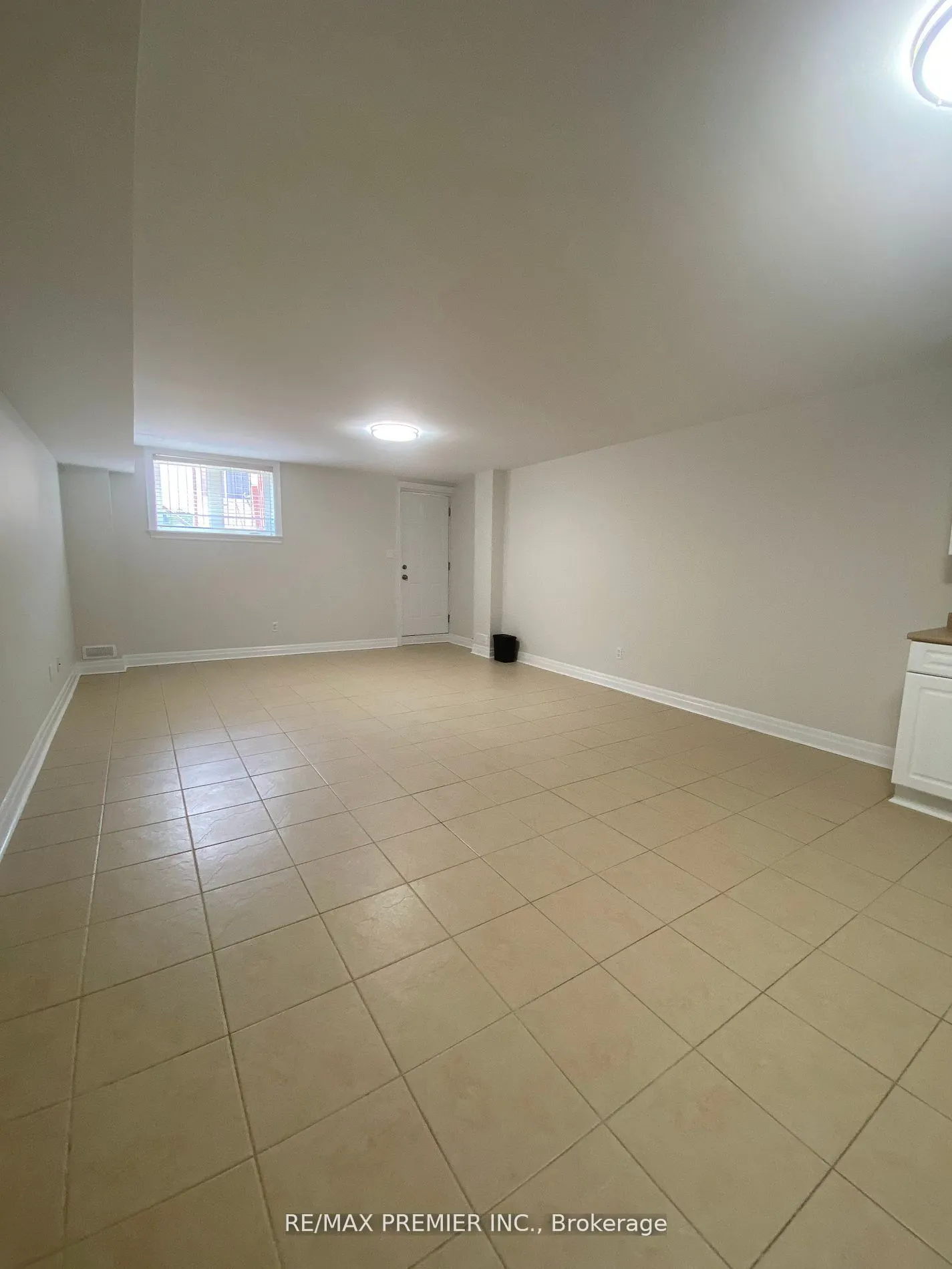 34 Algarve Crescent, #Basement