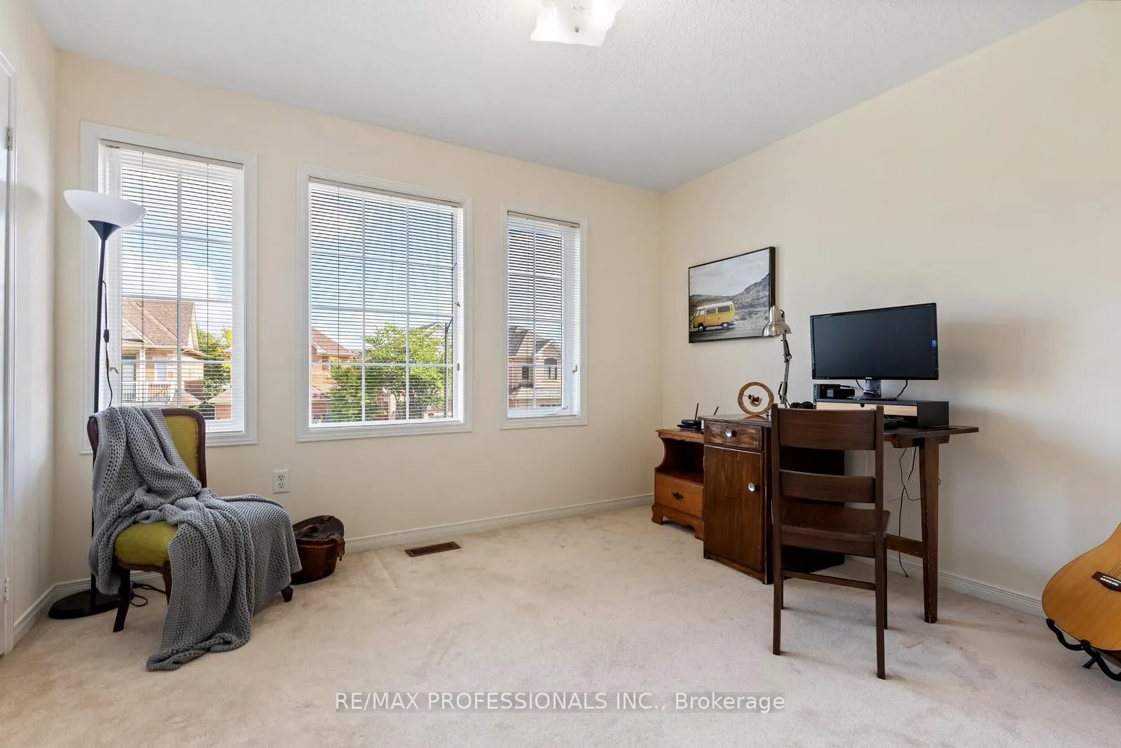 4808 Half Moon Grove