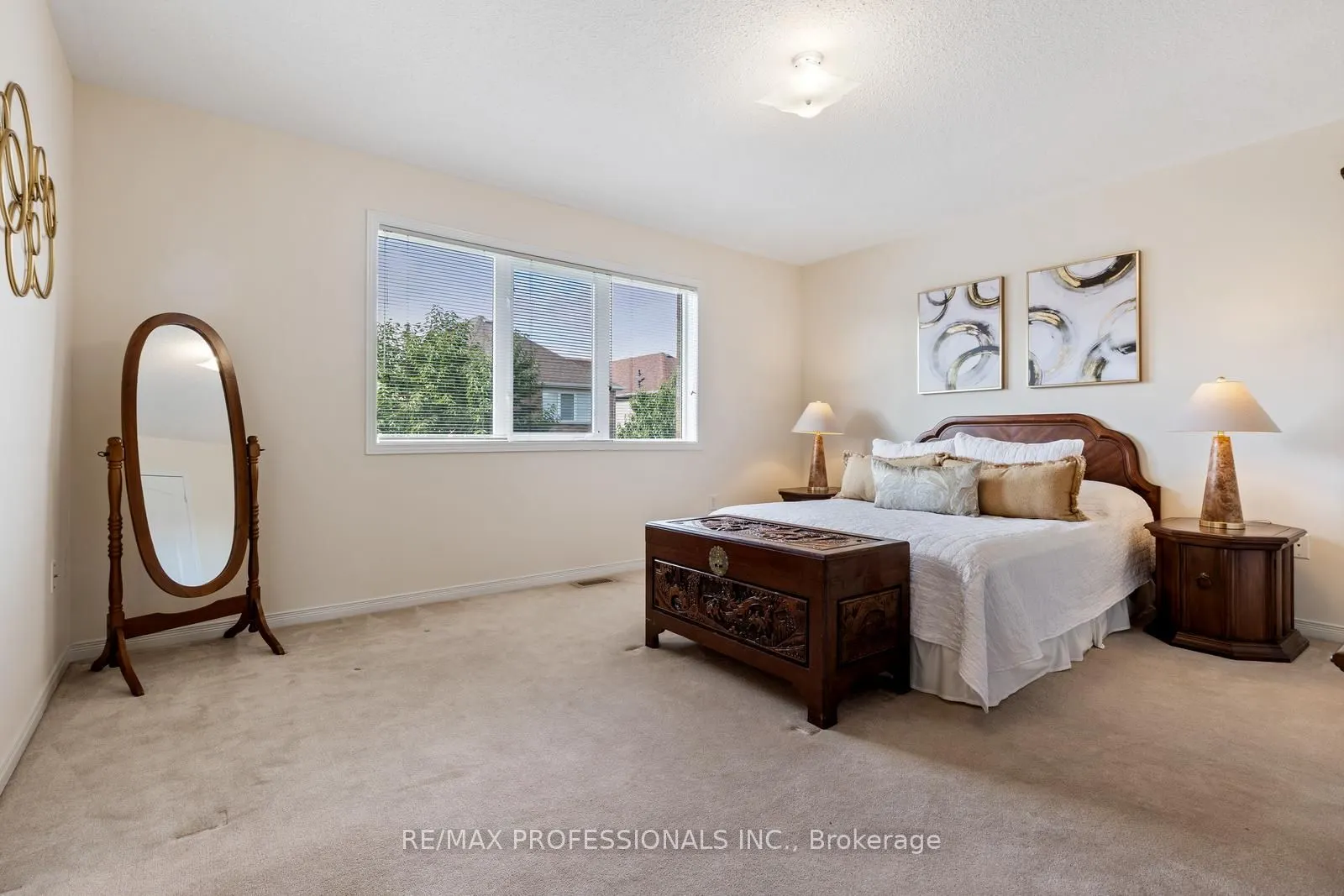 4808 Half Moon Grove
