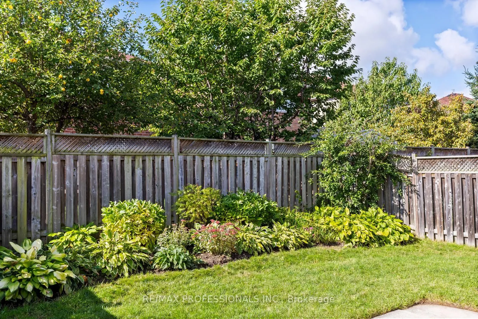 4808 Half Moon Grove