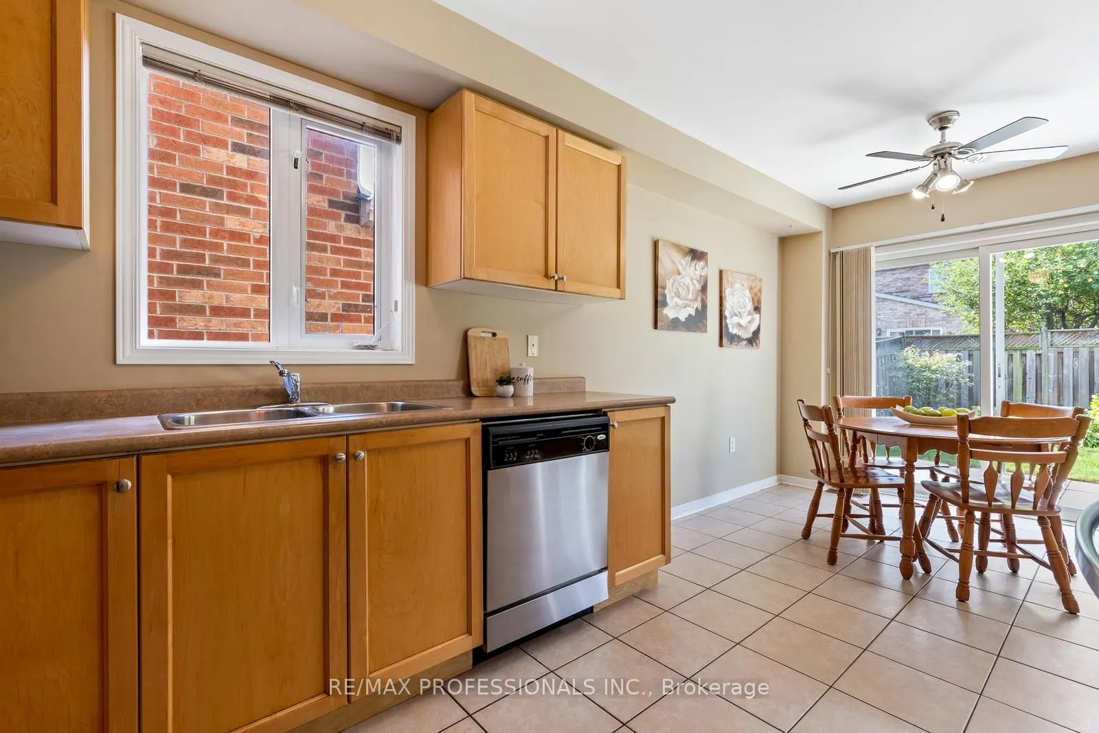4808 Half Moon Grove